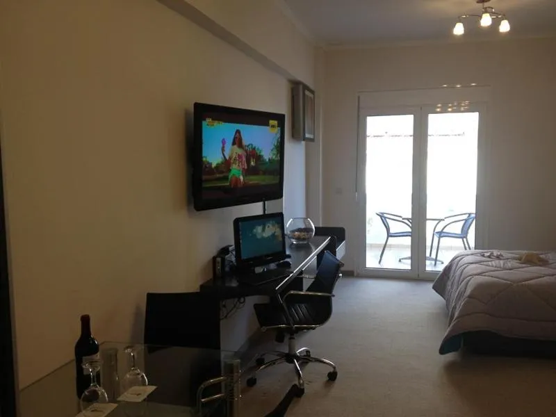 Bed in Pearl Bay Hotel Apartments