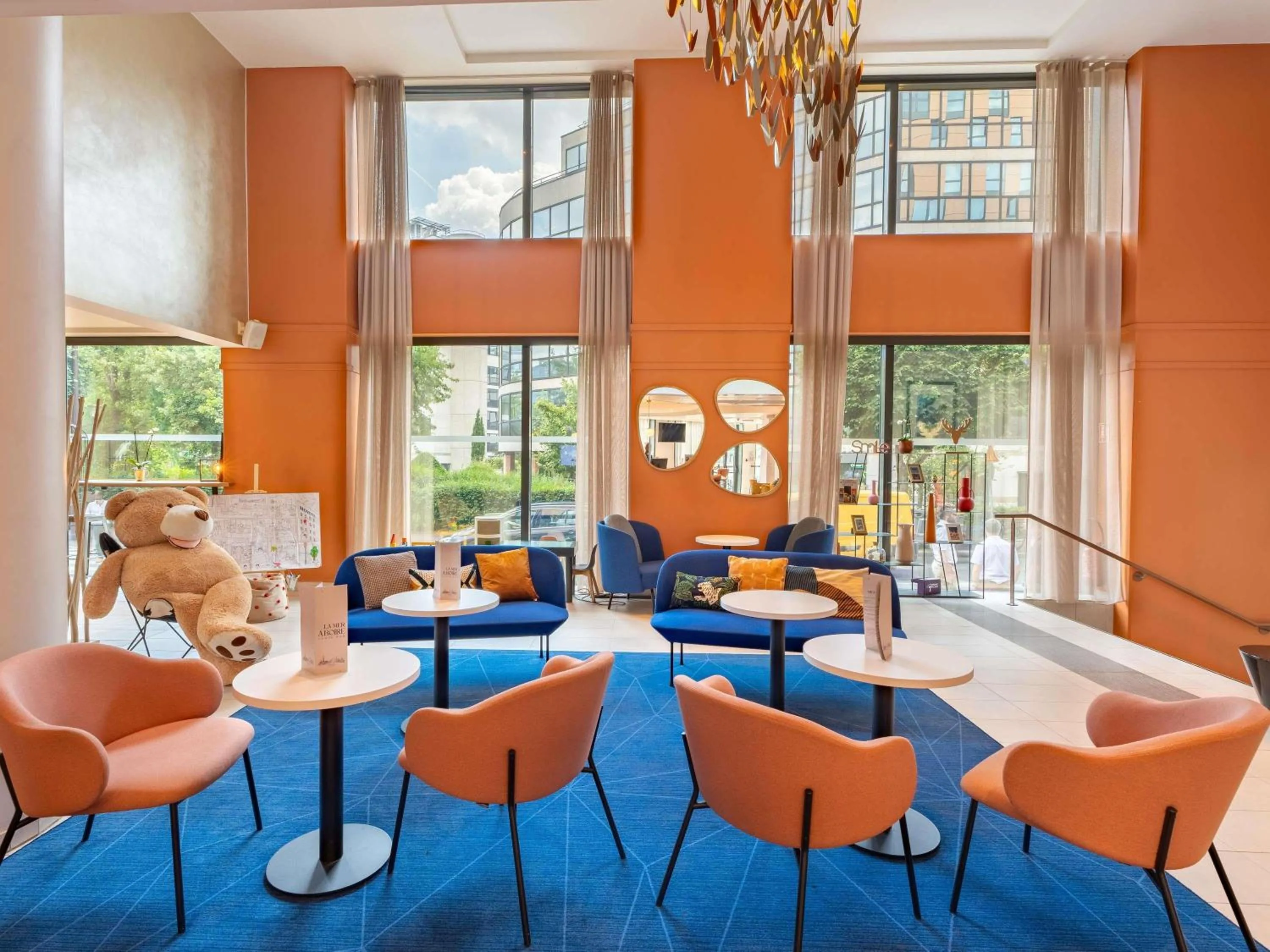 Property building in Novotel Suites Paris Issy Les Moulineaux