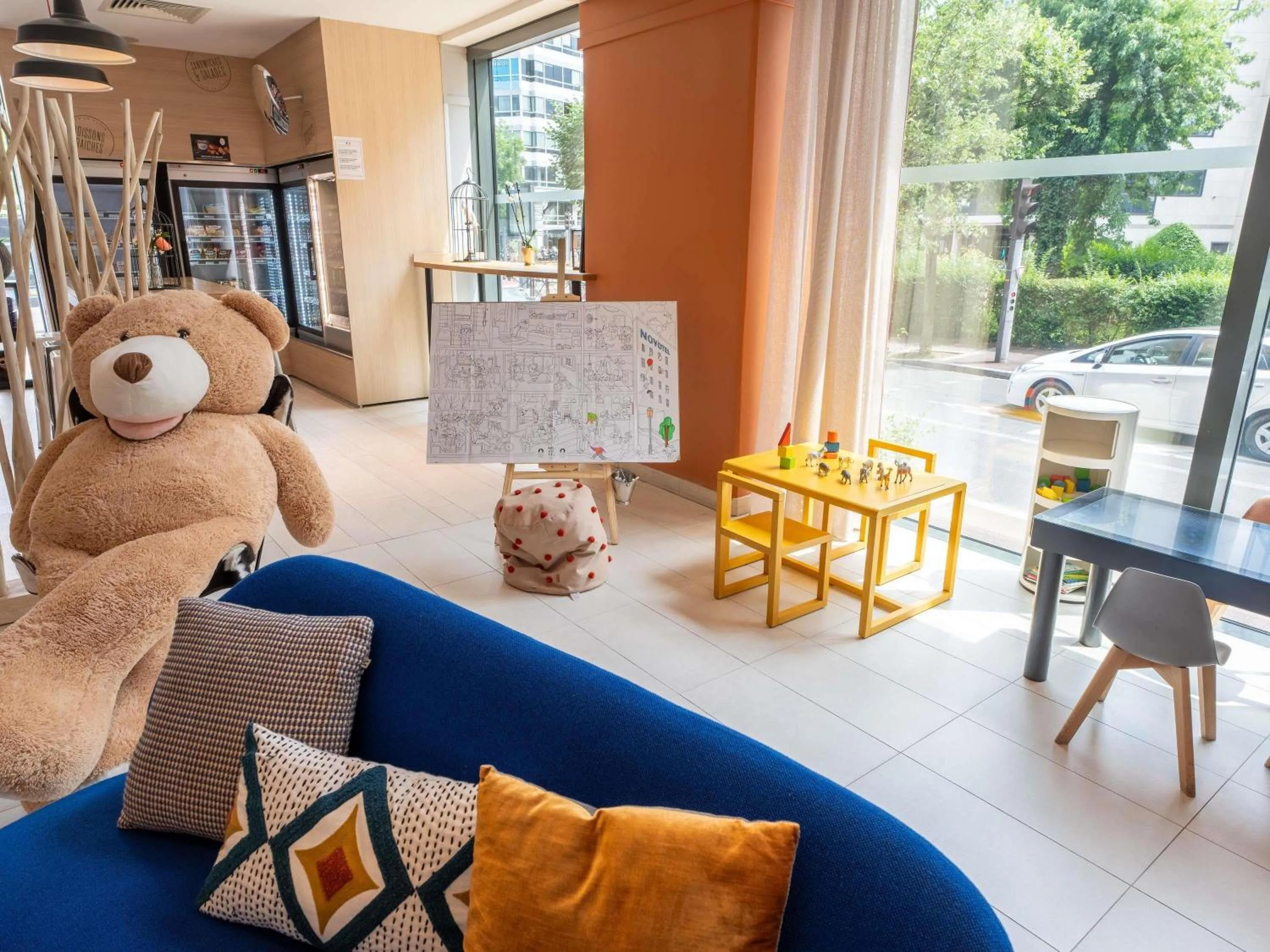 Property building in Novotel Suites Paris Issy Les Moulineaux