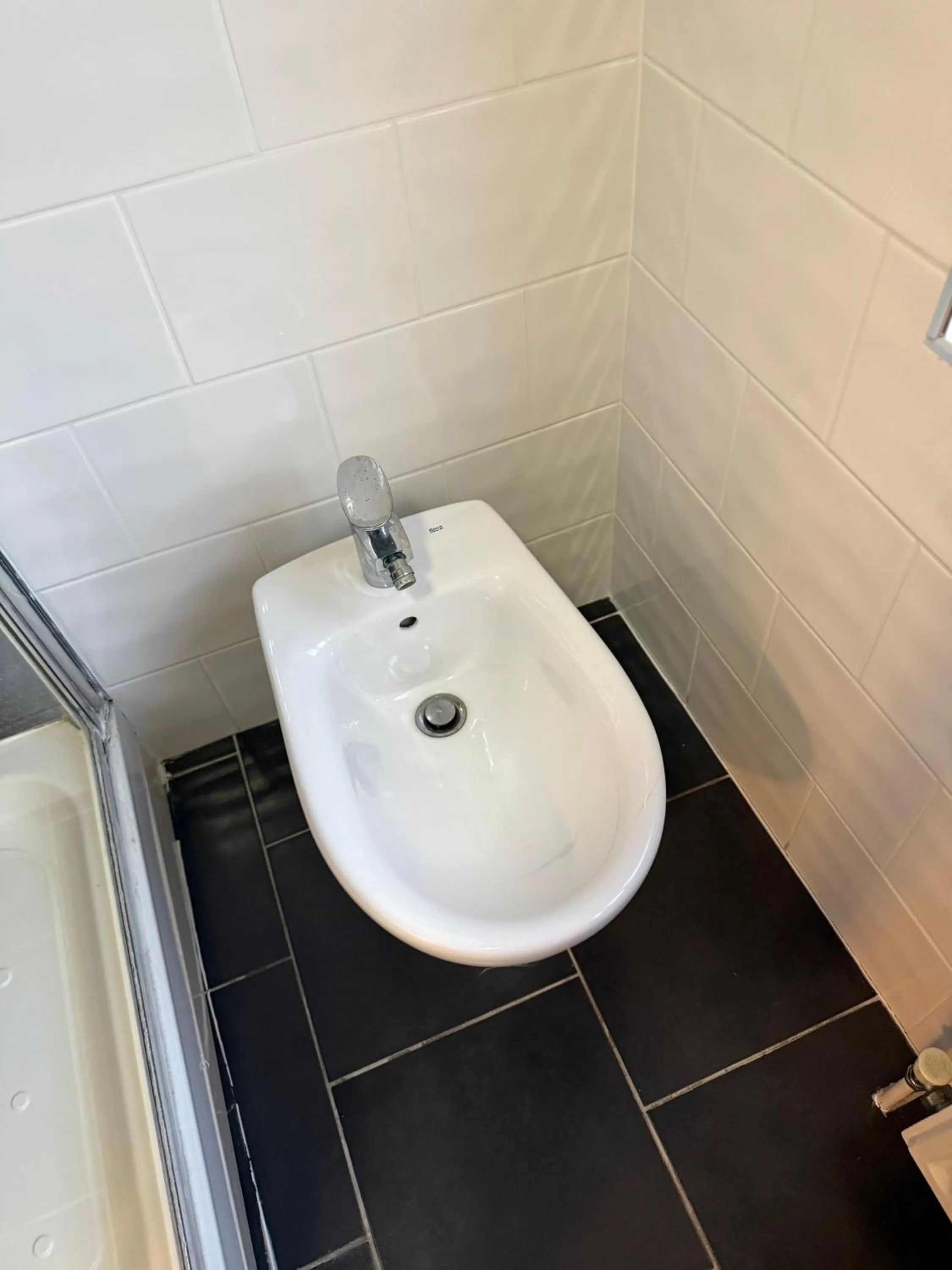 bidet in Clifton House Brighton