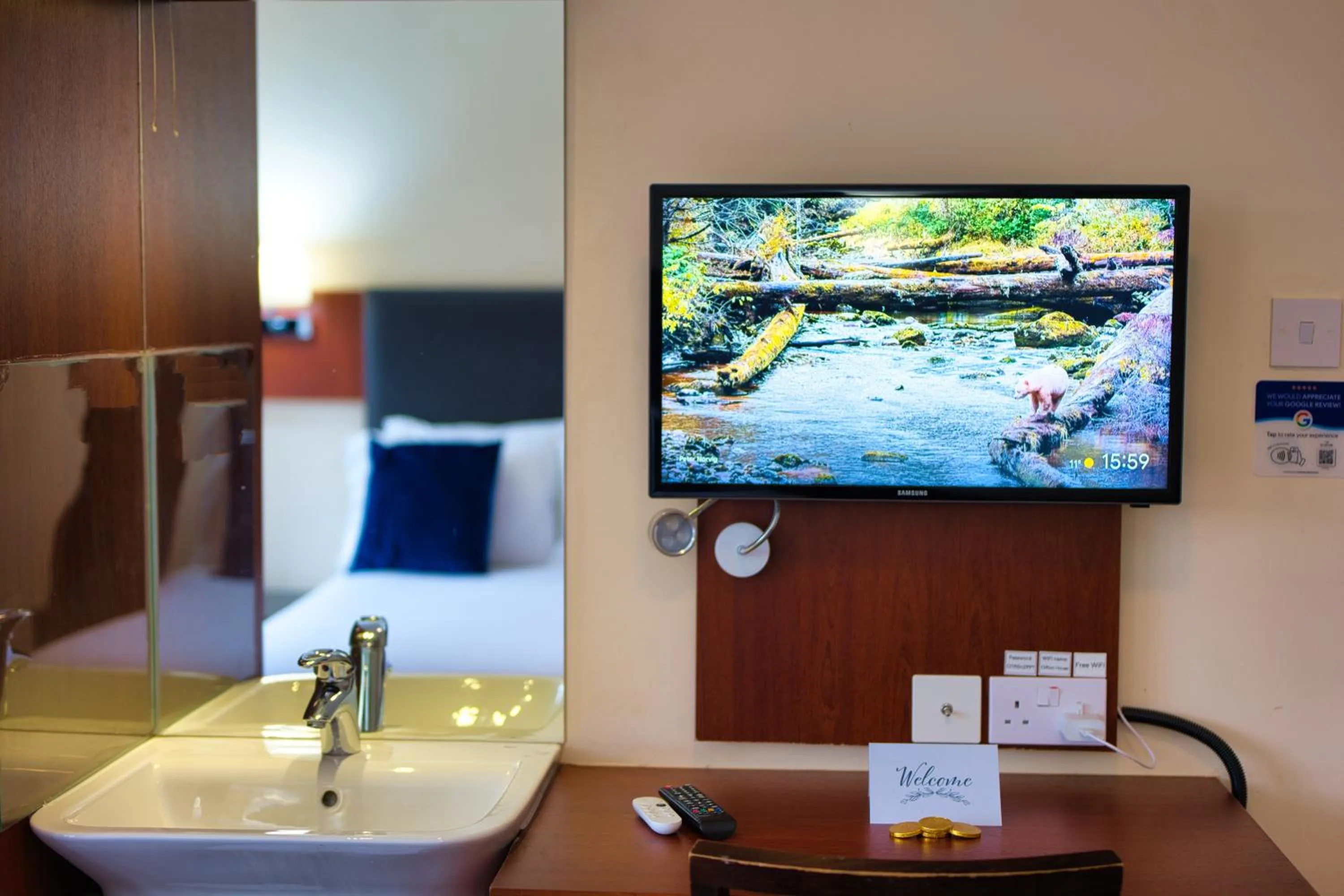 Bed in Clifton House Brighton