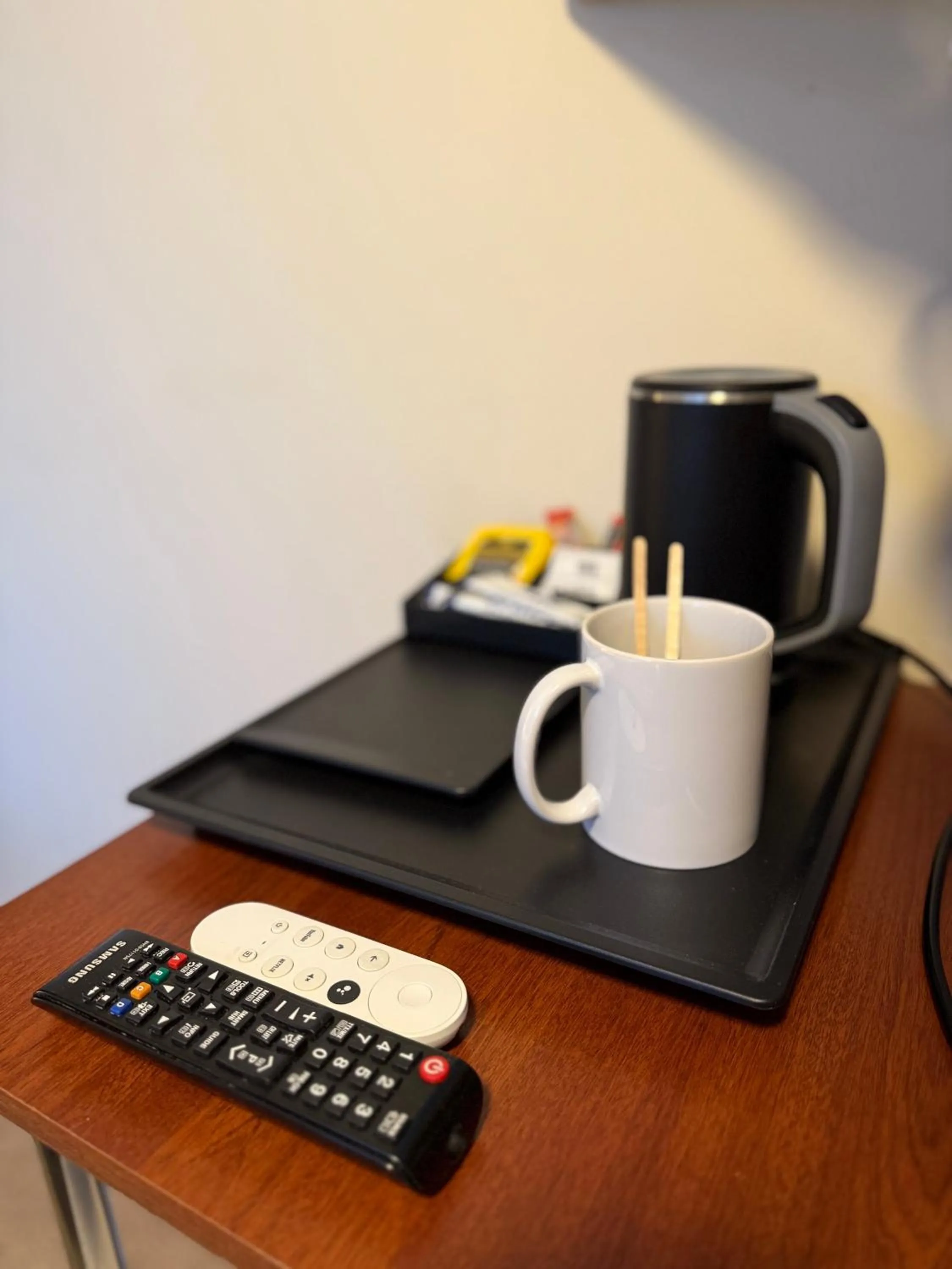 Coffee/tea facilities in Clifton House Brighton