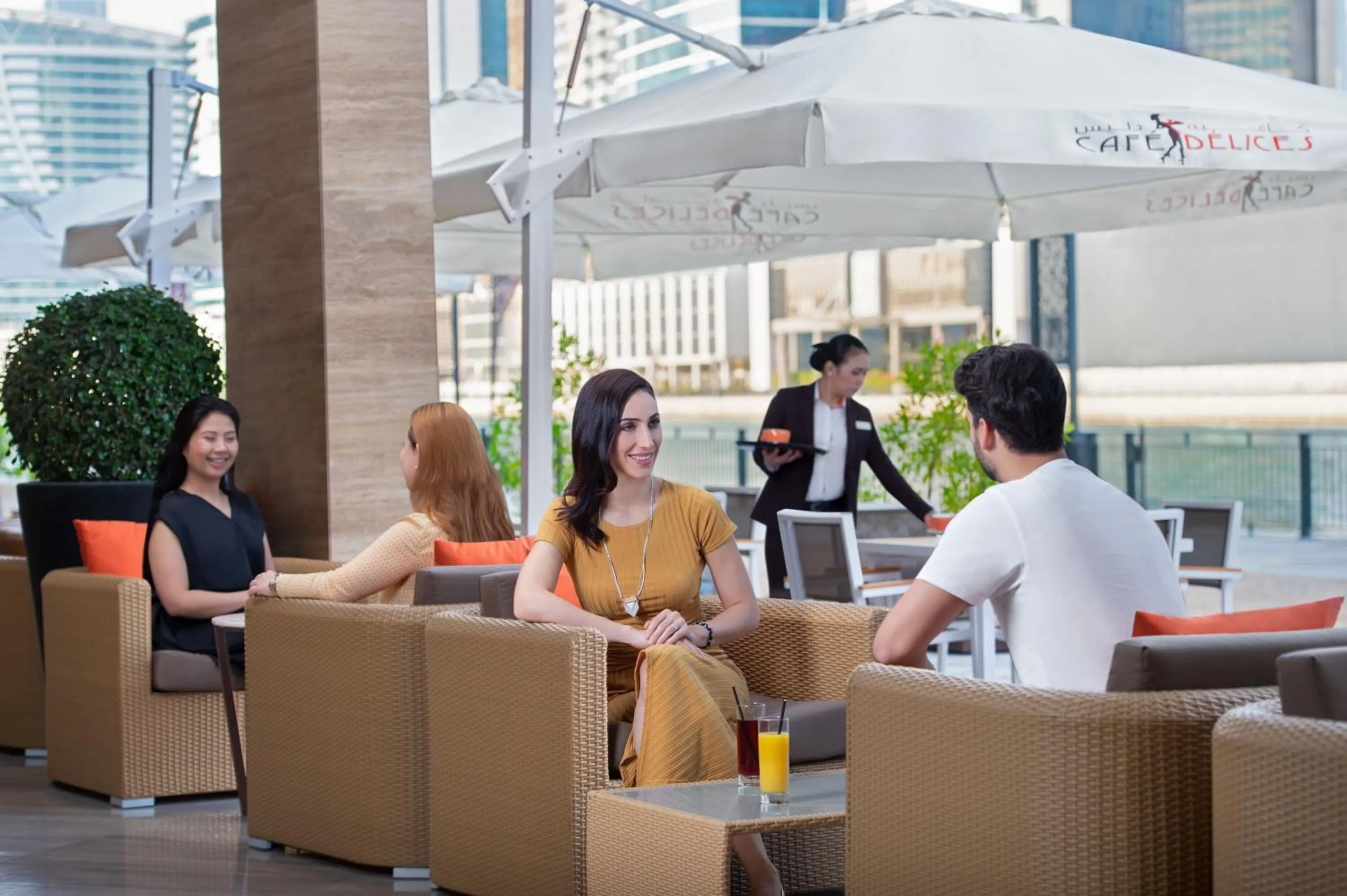 Restaurant/places to eat in Gulf Court Hotel Business Bay
