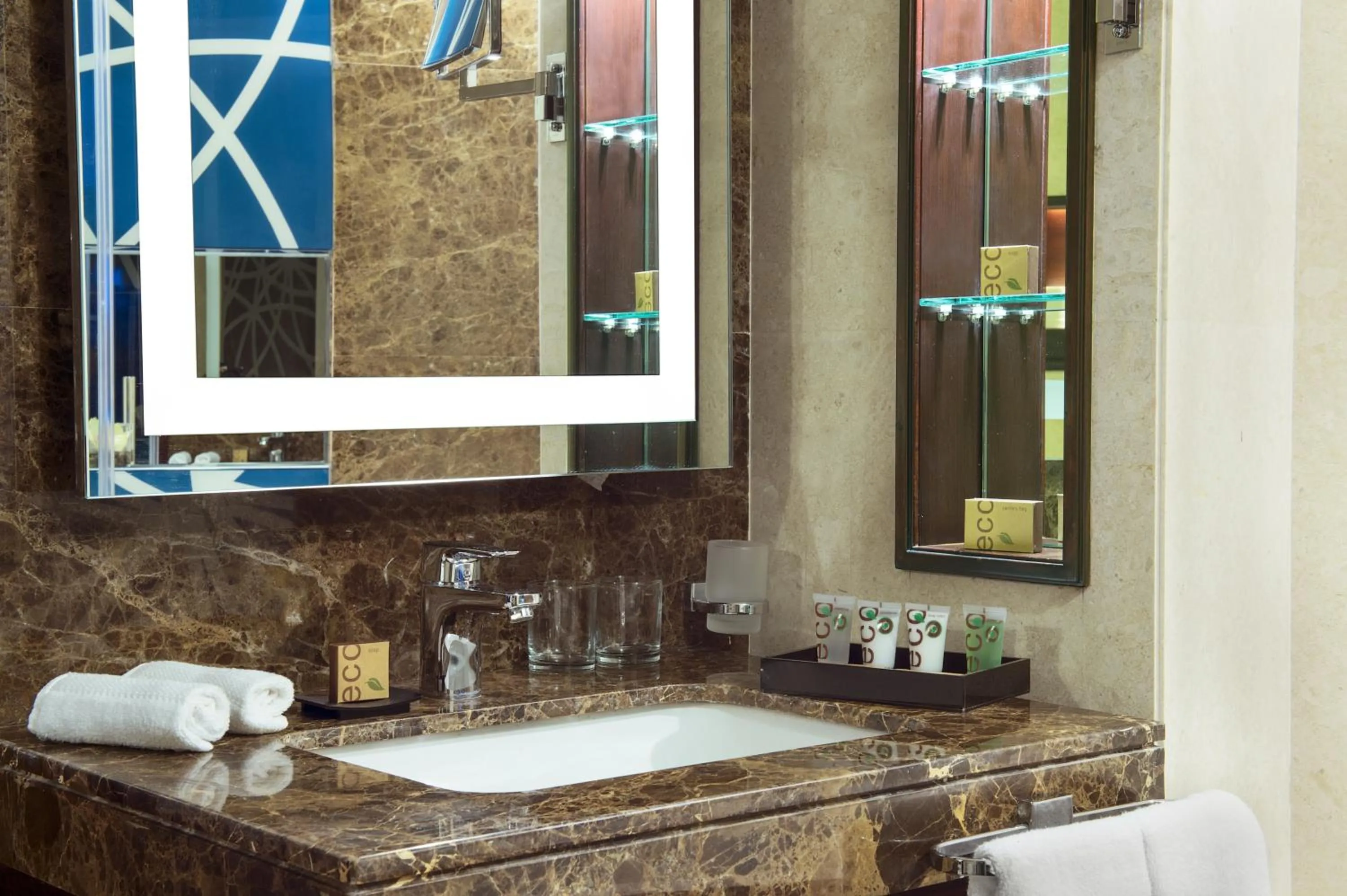 Bathroom in Gulf Court Hotel Business Bay