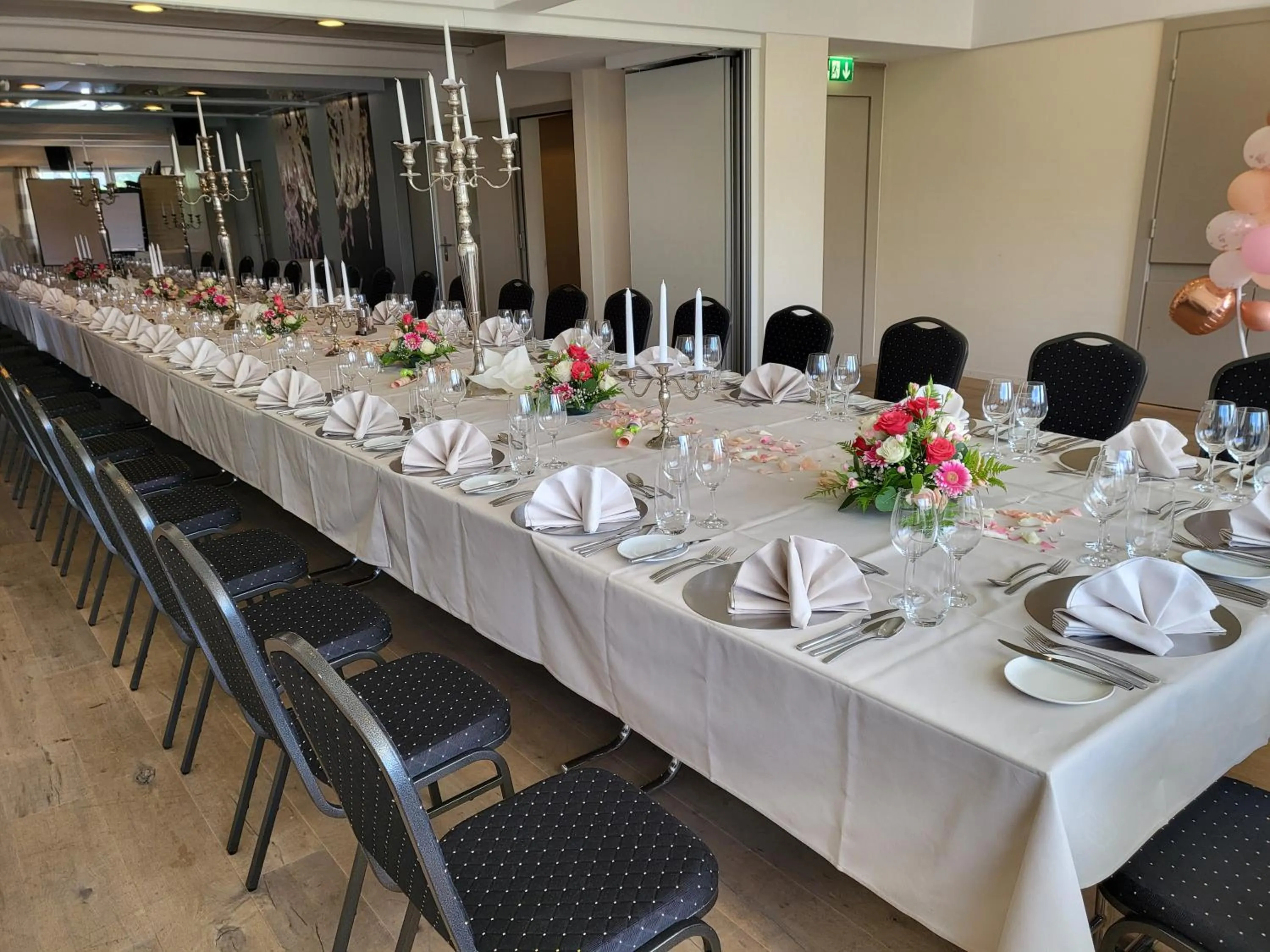 Restaurant/places to eat in Hotel Bären Sigriswil