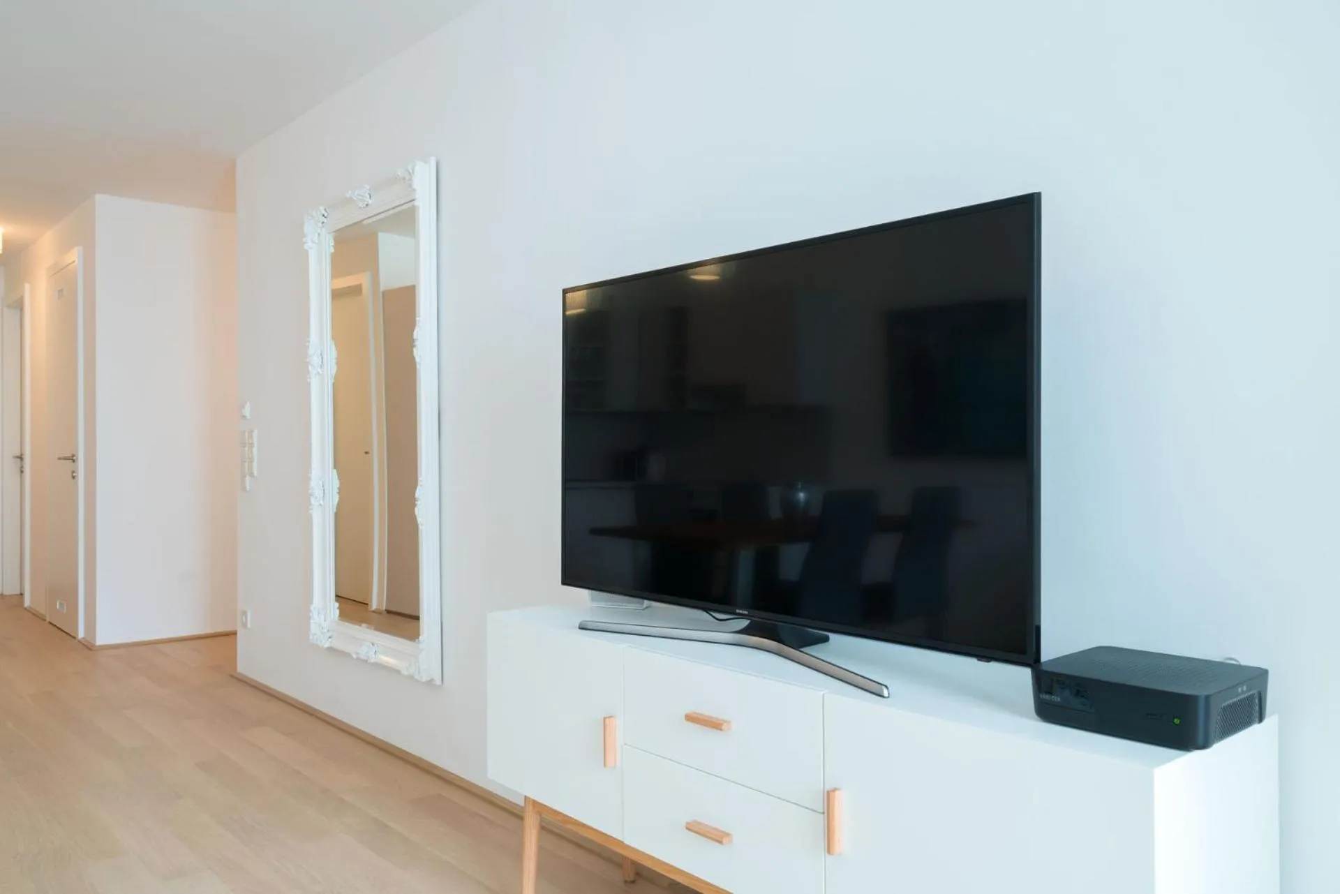 Vienna Residence | Spacious Serviced Apartment in Vienna directly at the U4