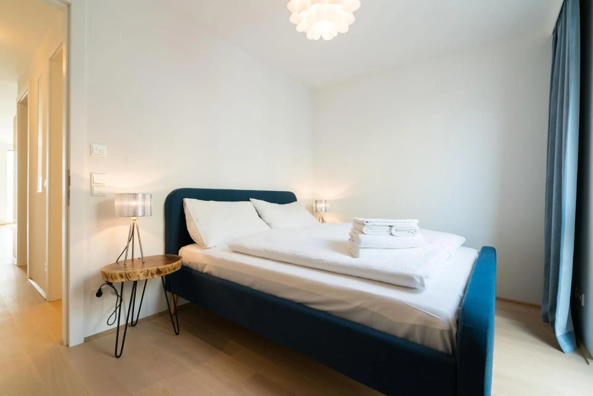 Bed in Vienna Residence | Spacious Serviced Apartment in Vienna directly at the U4