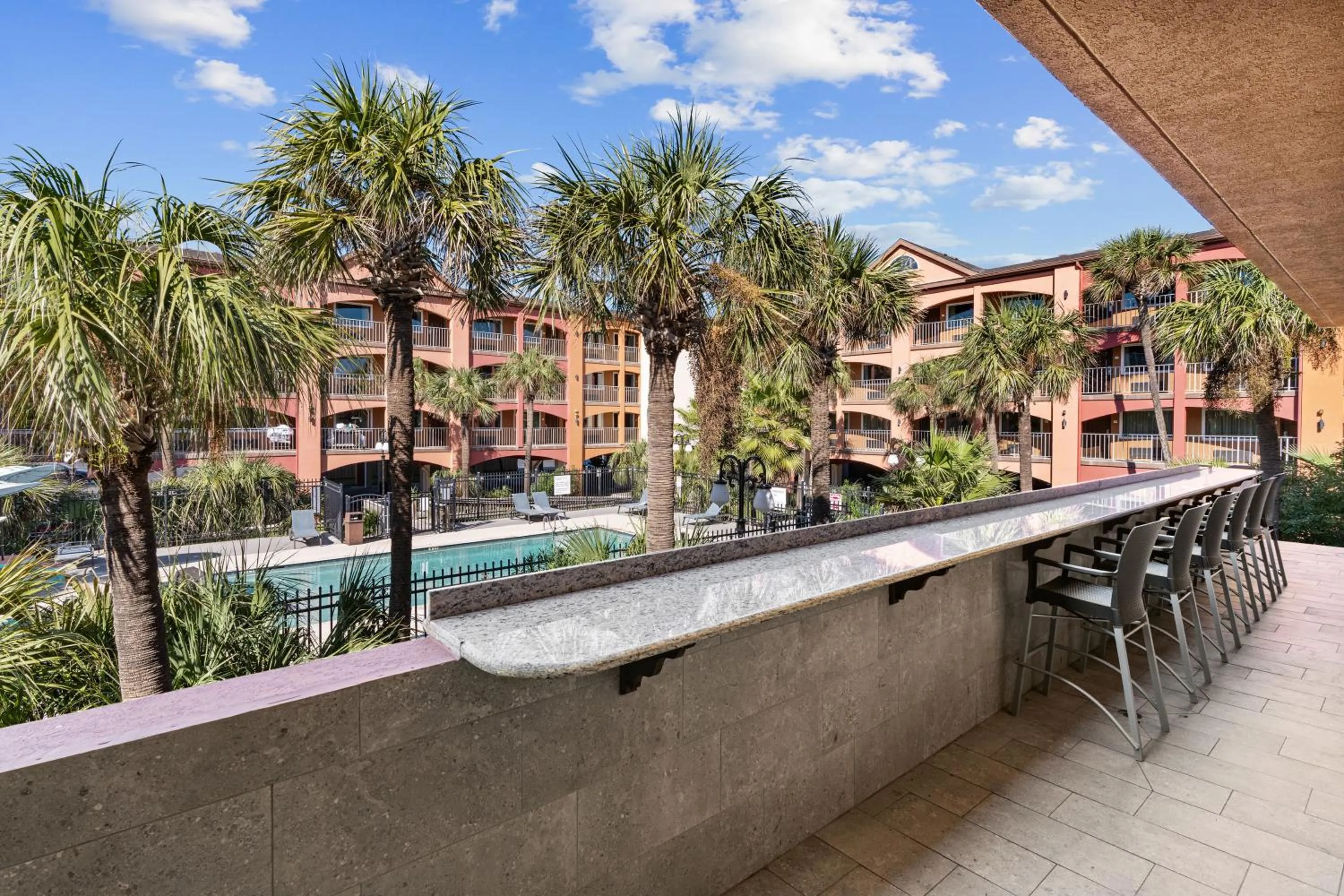 Swimming pool in Clarion Pointe Galveston - Beachfront