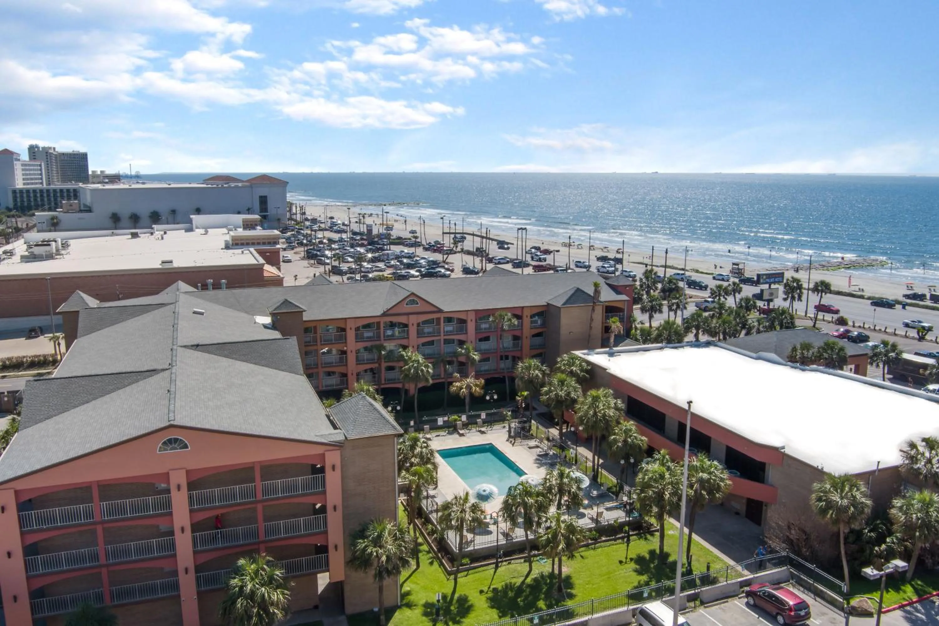 Beach in Beachfront Palms Hotel Galveston