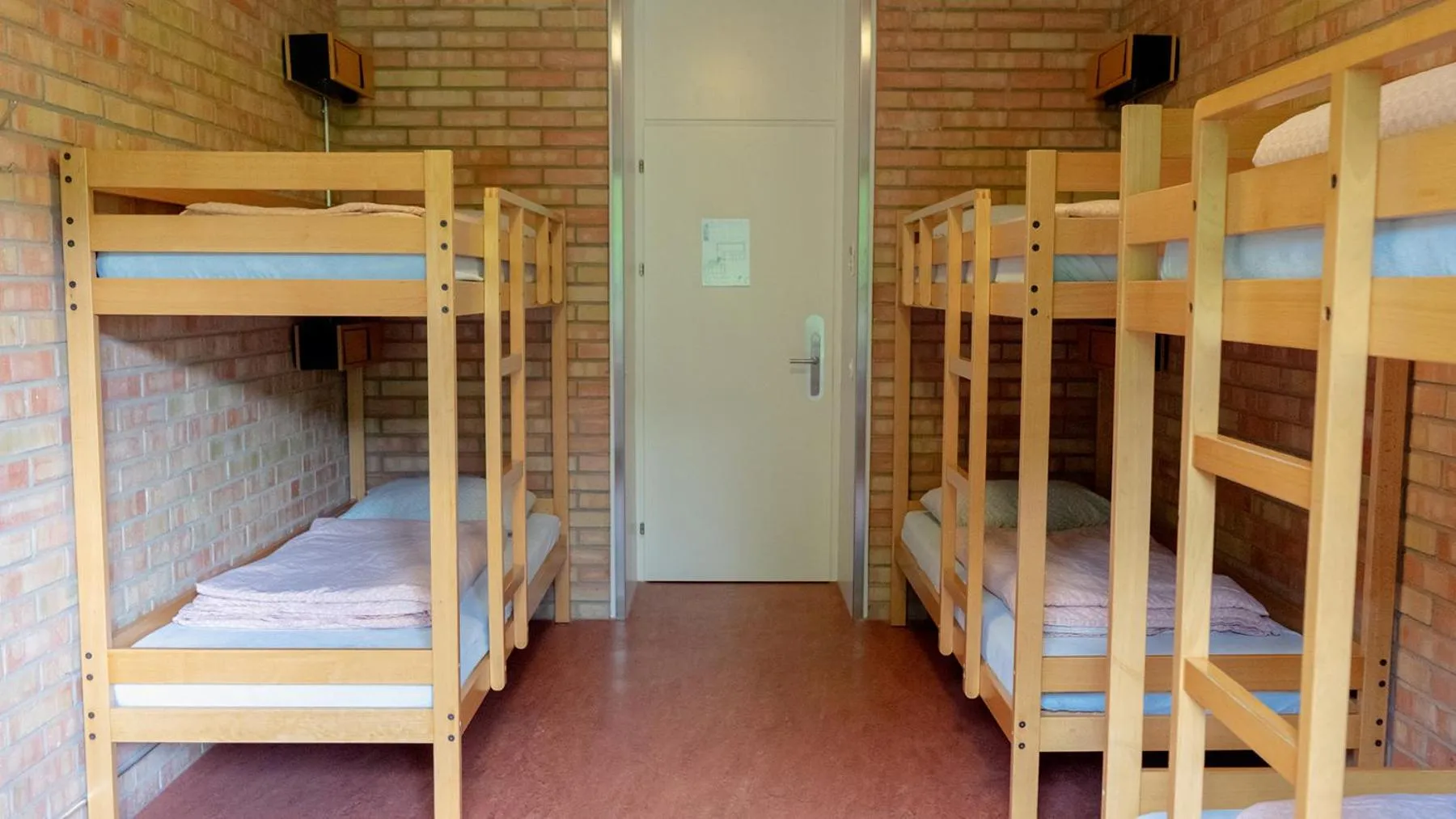 Photo of the whole room, Bed in St. Gallen Youth Hostel