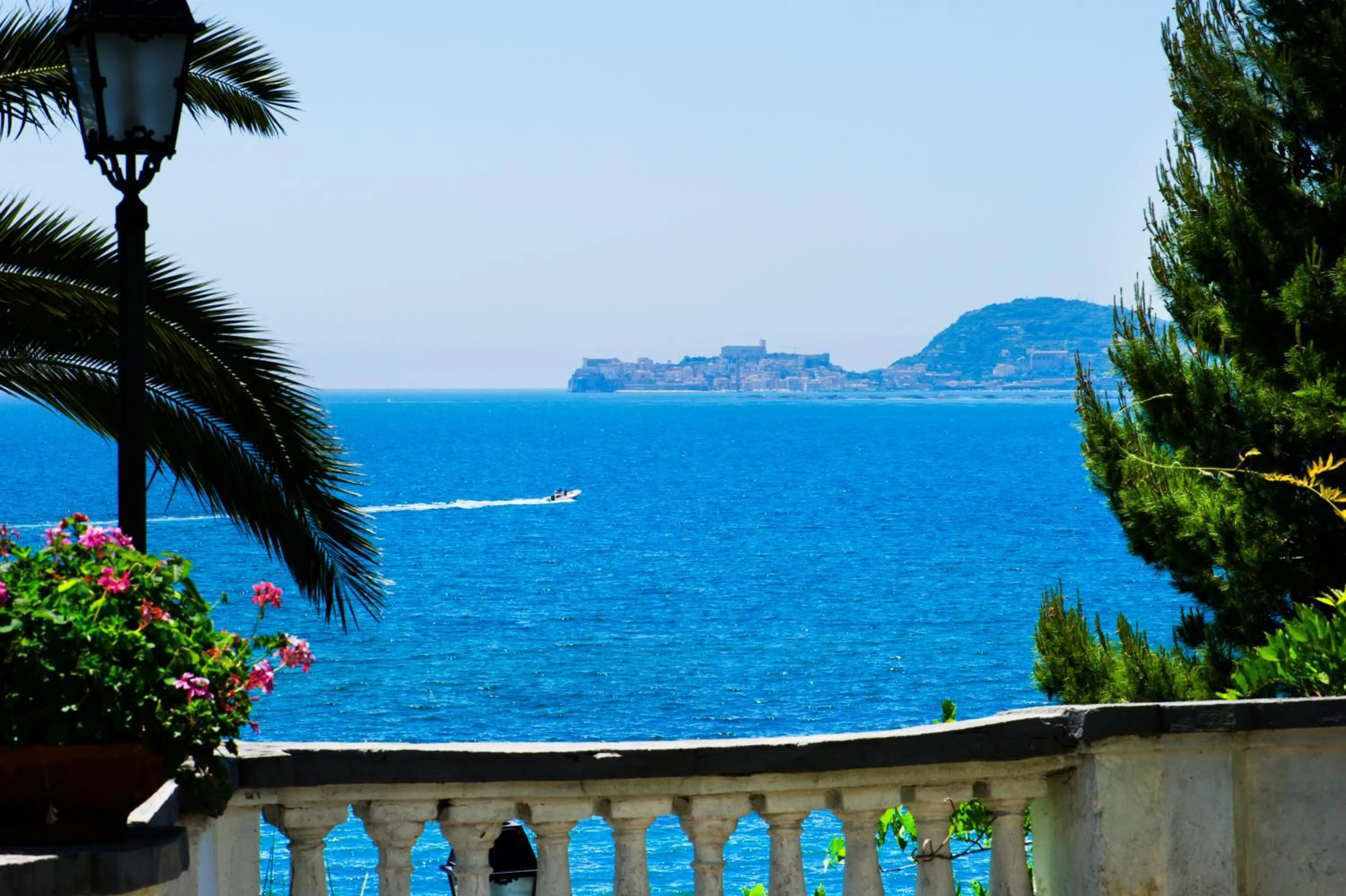 Sea view in Grande Albergo Miramare