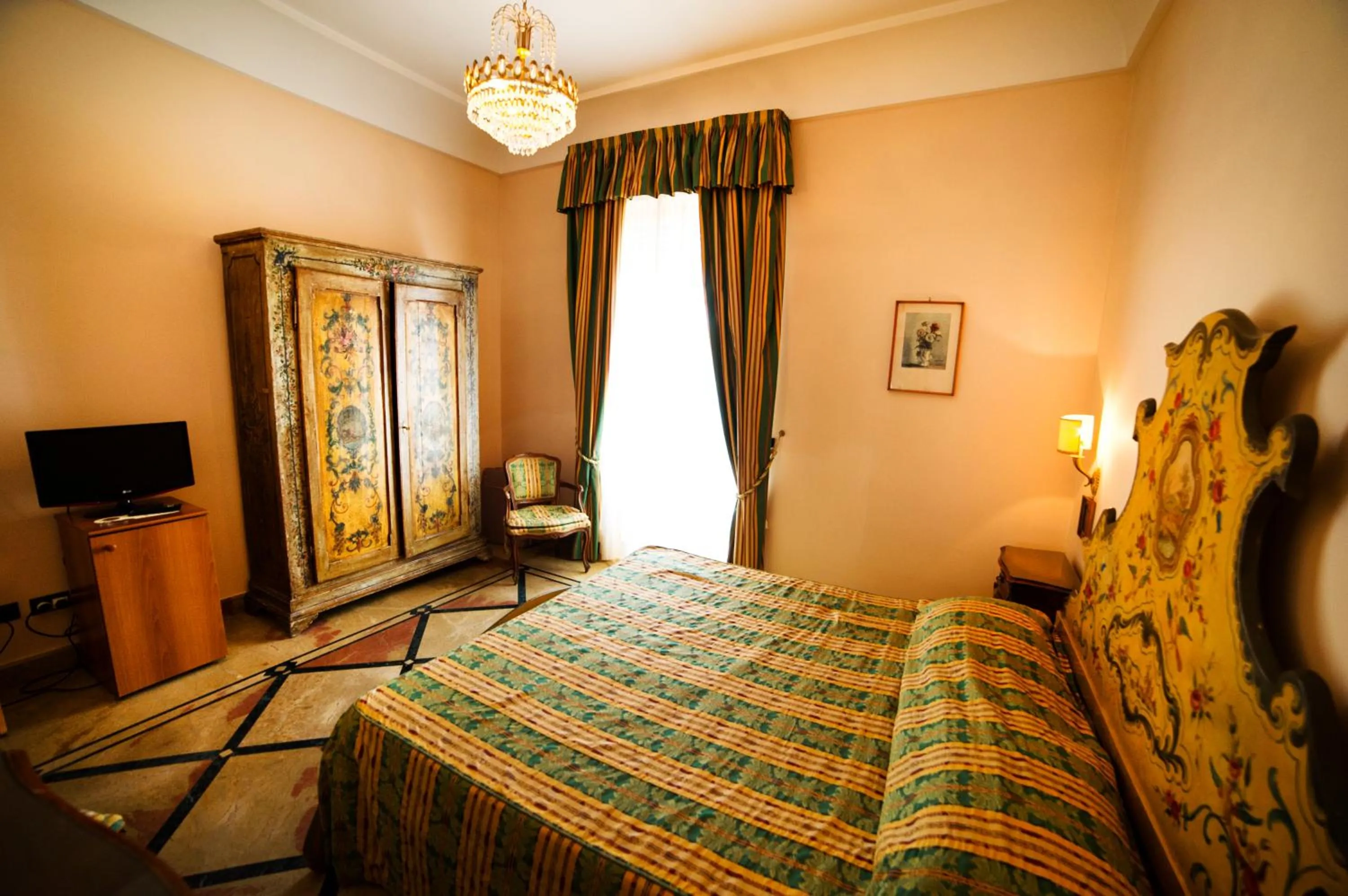 Bed in Grande Albergo Miramare