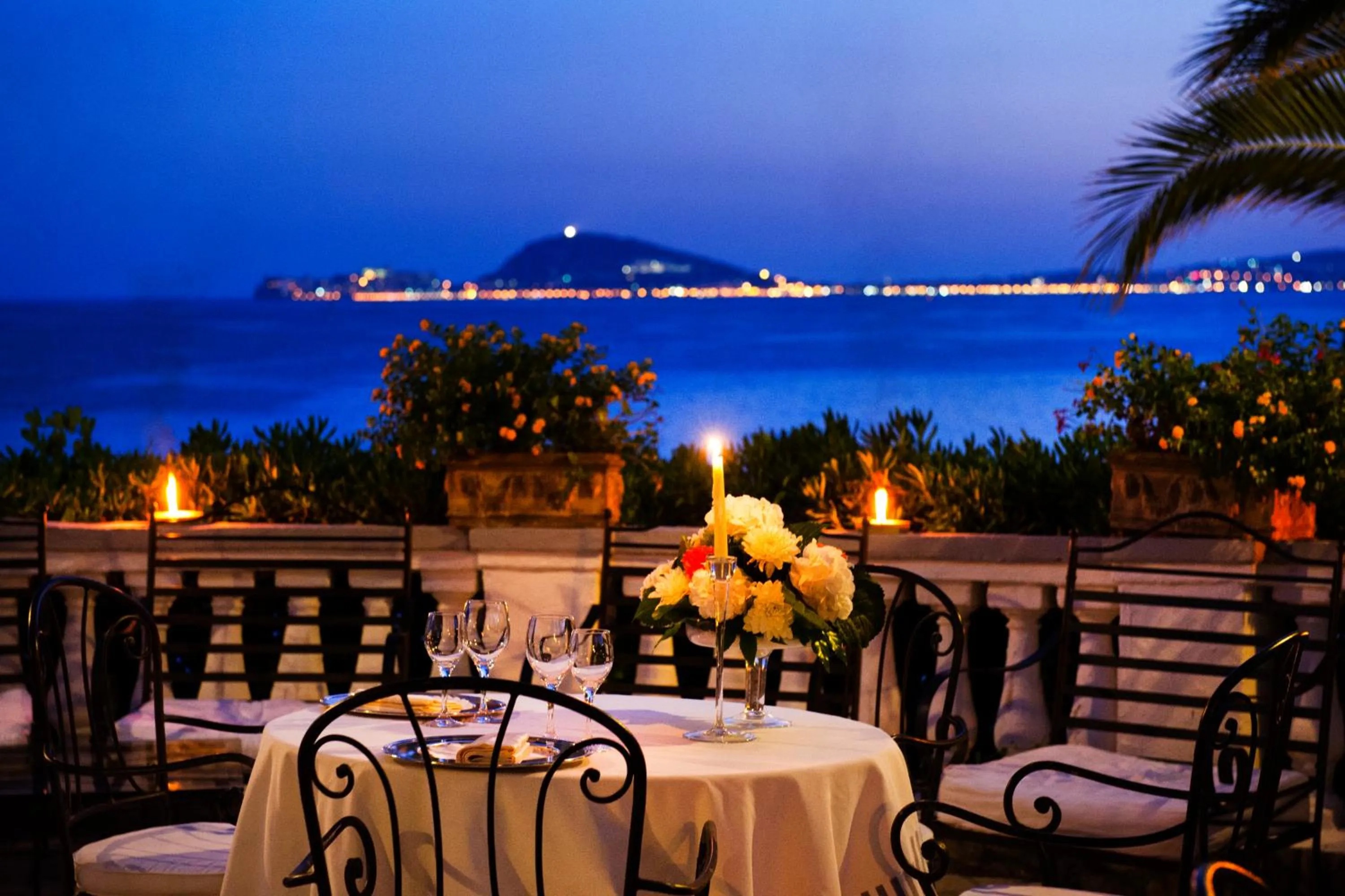 Restaurant/places to eat in Grande Albergo Miramare