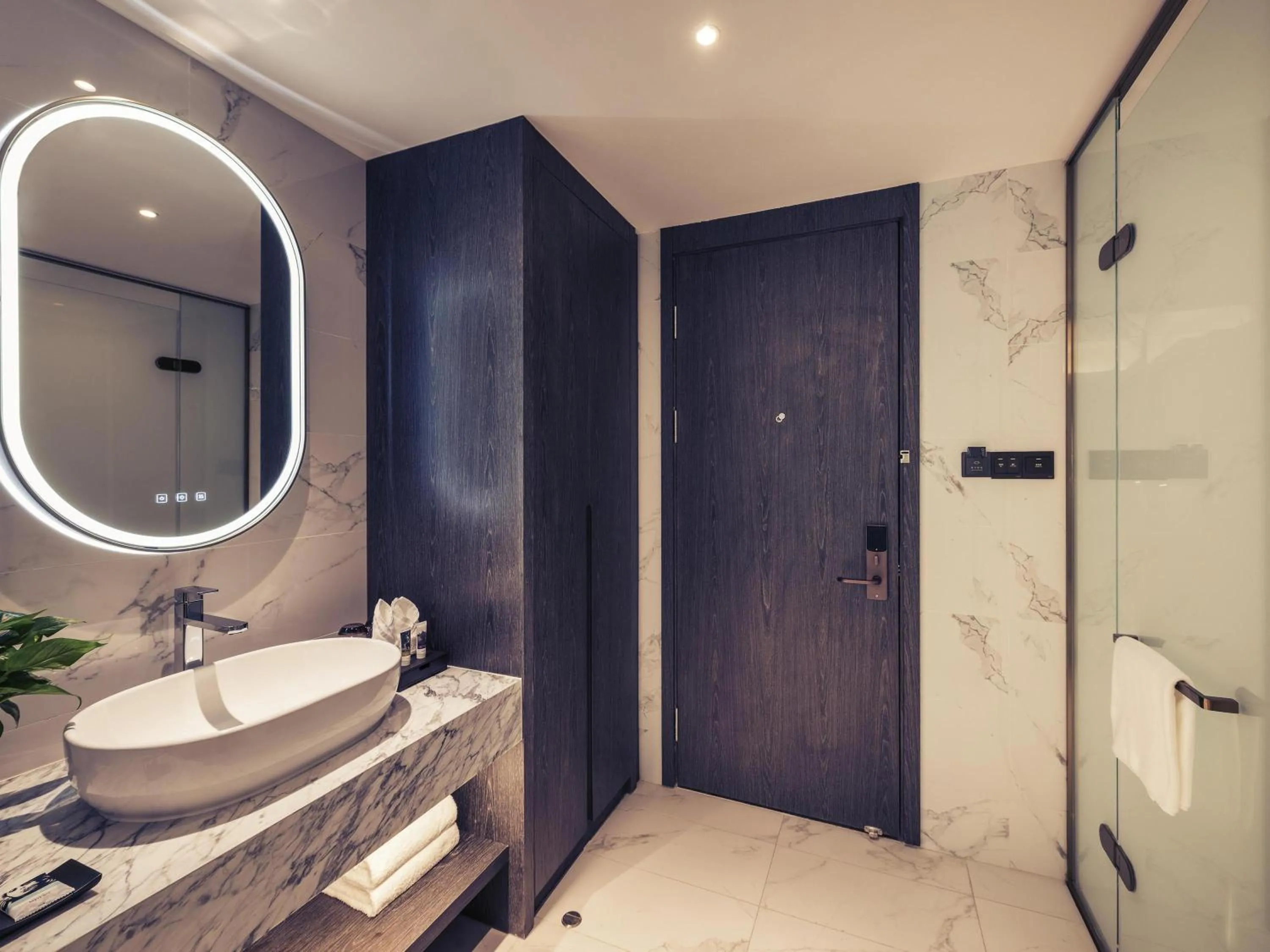 Bedroom in Mercure Shanghai NECC