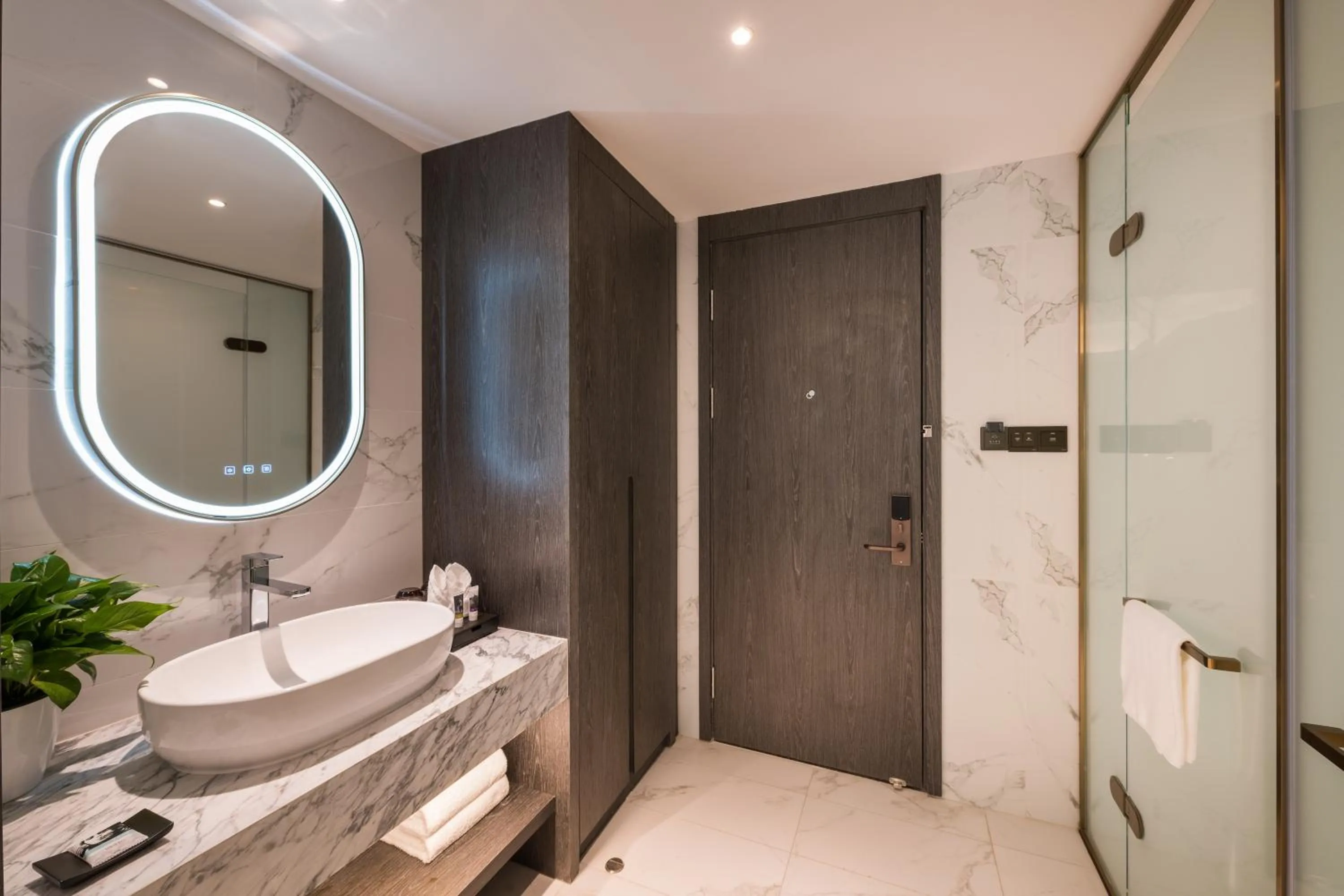 Shower in Mercure Shanghai NECC