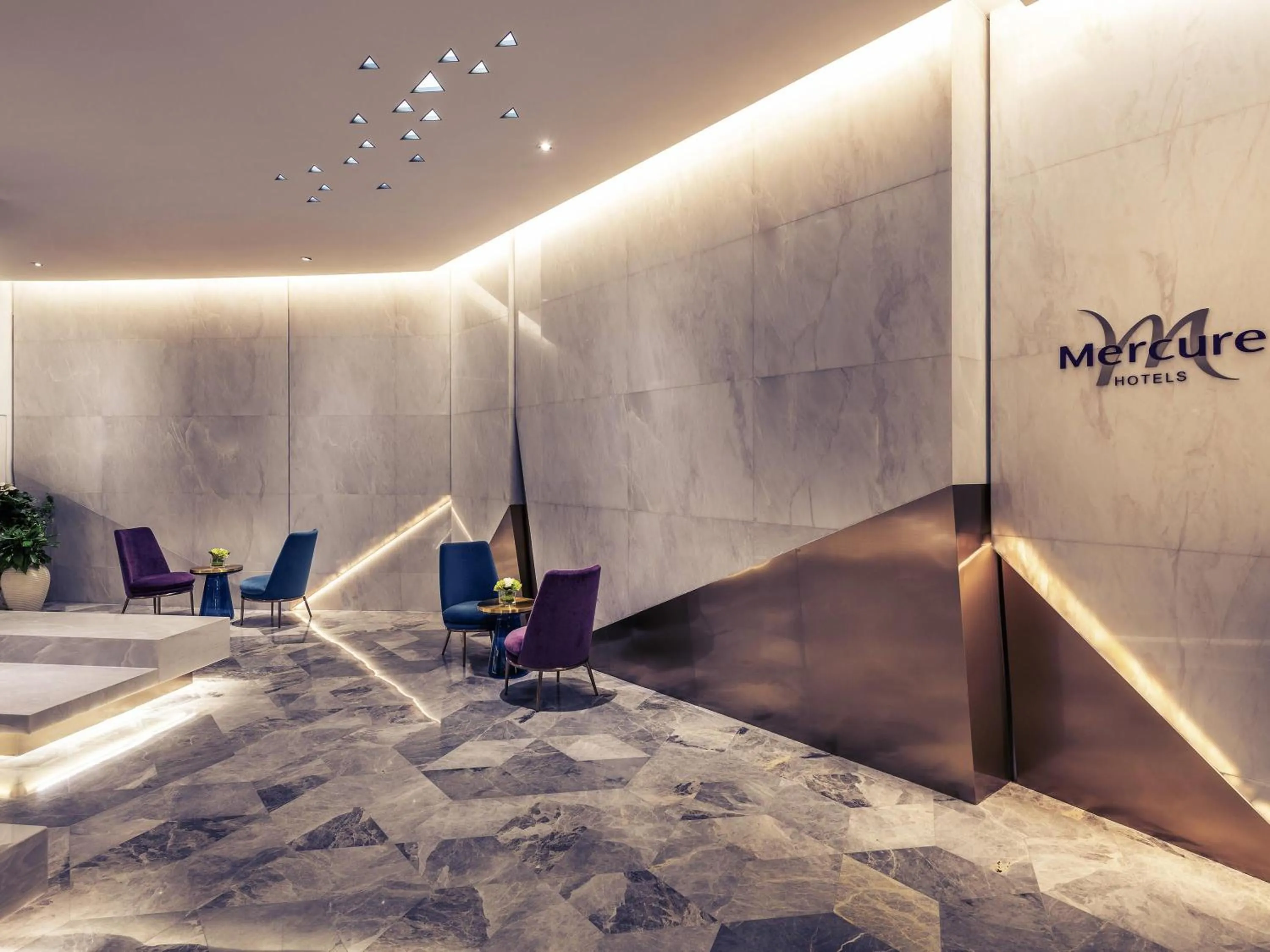 Property building, Bed in Mercure Shanghai NECC