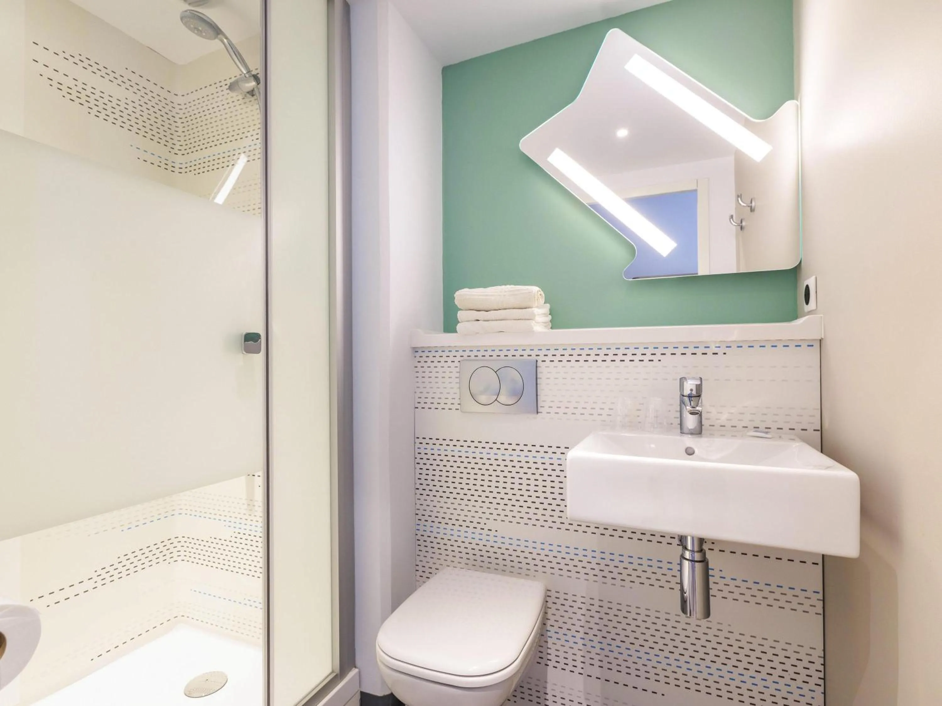 Room with One Double and One Fold-Down Bed in ibis budget Rennes Rte Lorient