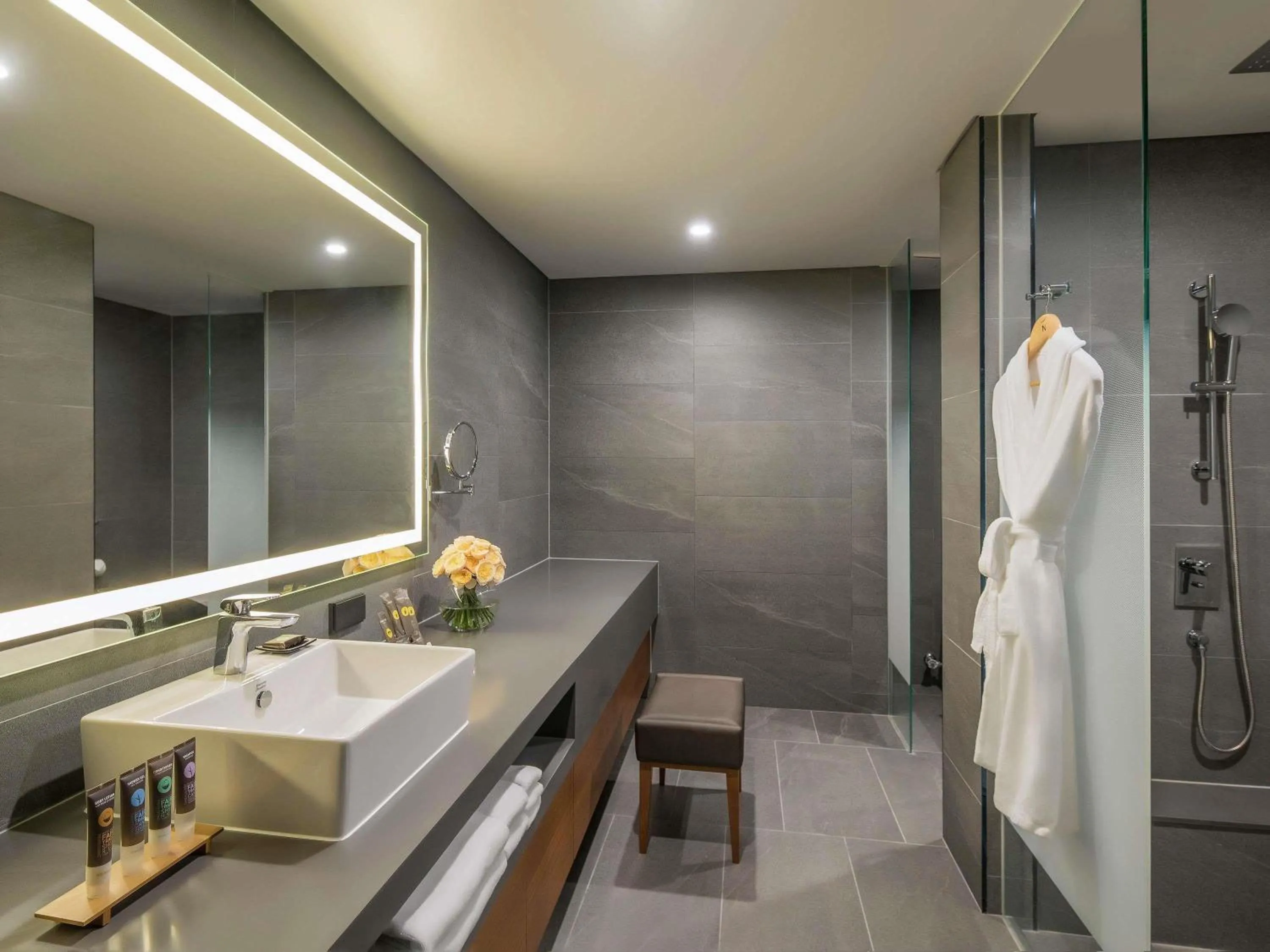 Bedroom in Novotel Ambassador Seoul Dongdaemun Hotels & Residences