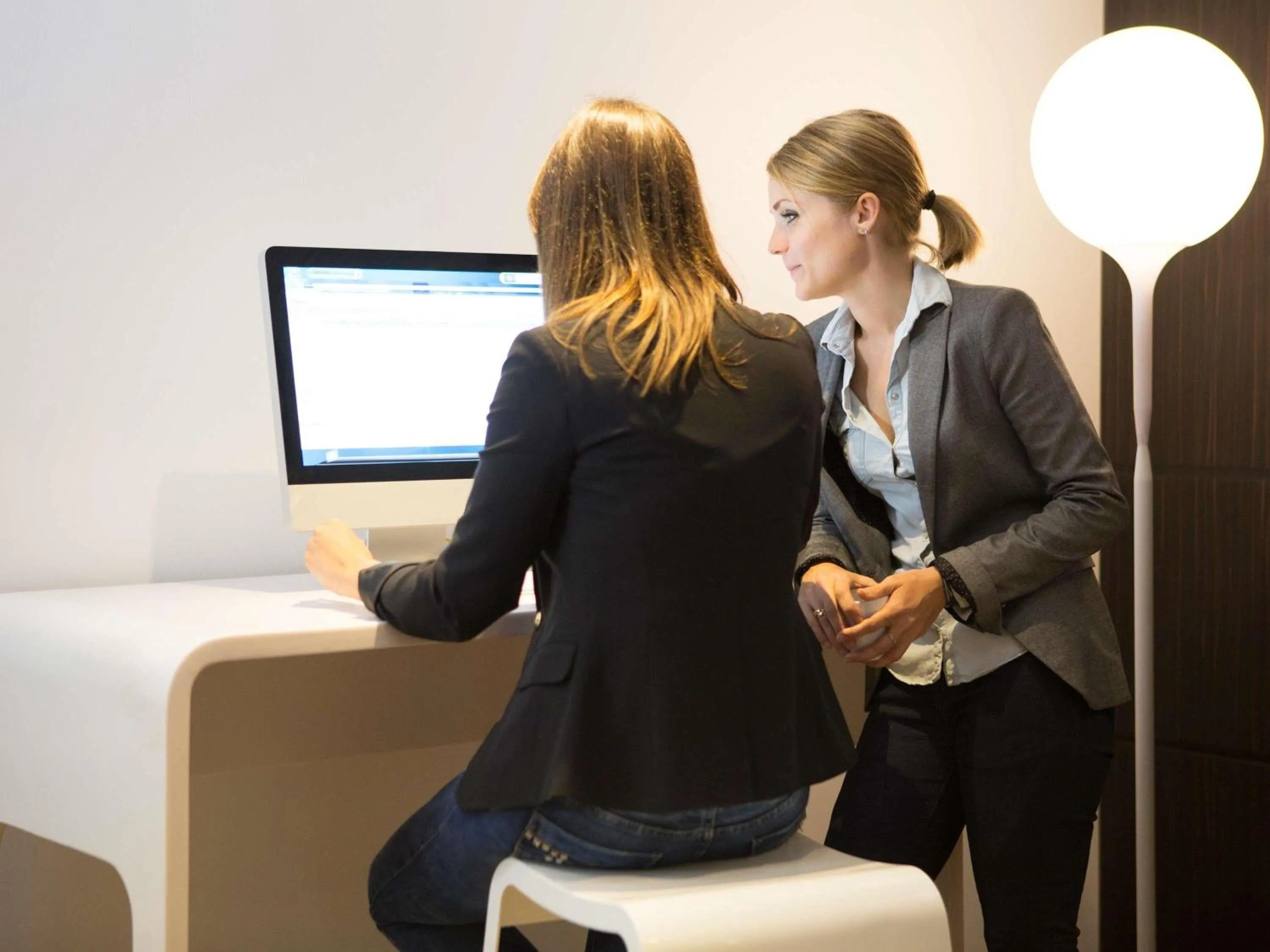 Business facilities in Novotel Ambassador Seoul Dongdaemun Hotels & Residences