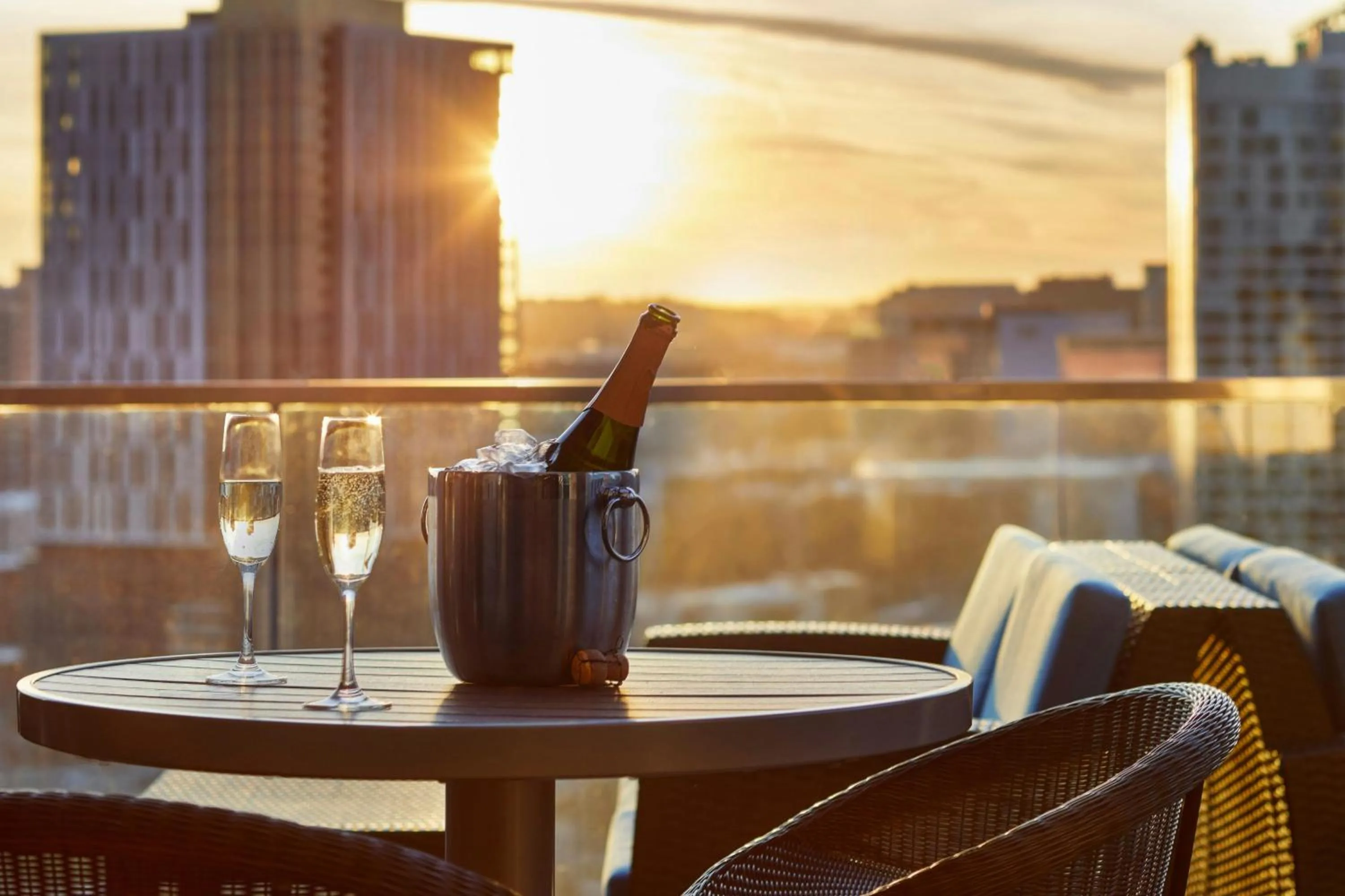 Restaurant/places to eat in AC Hotel Nashville Downtown