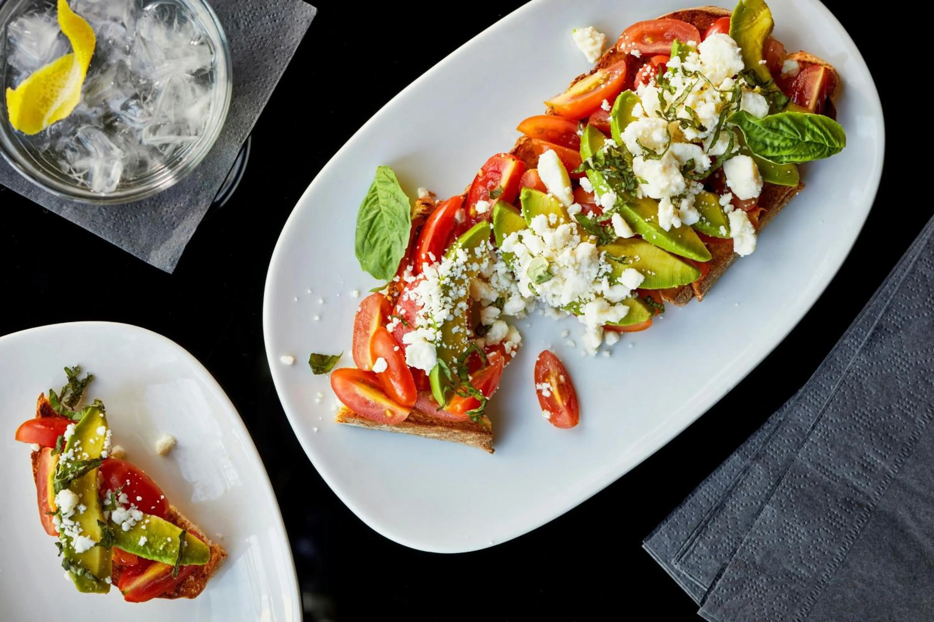 Restaurant/places to eat in AC Hotel Nashville Downtown