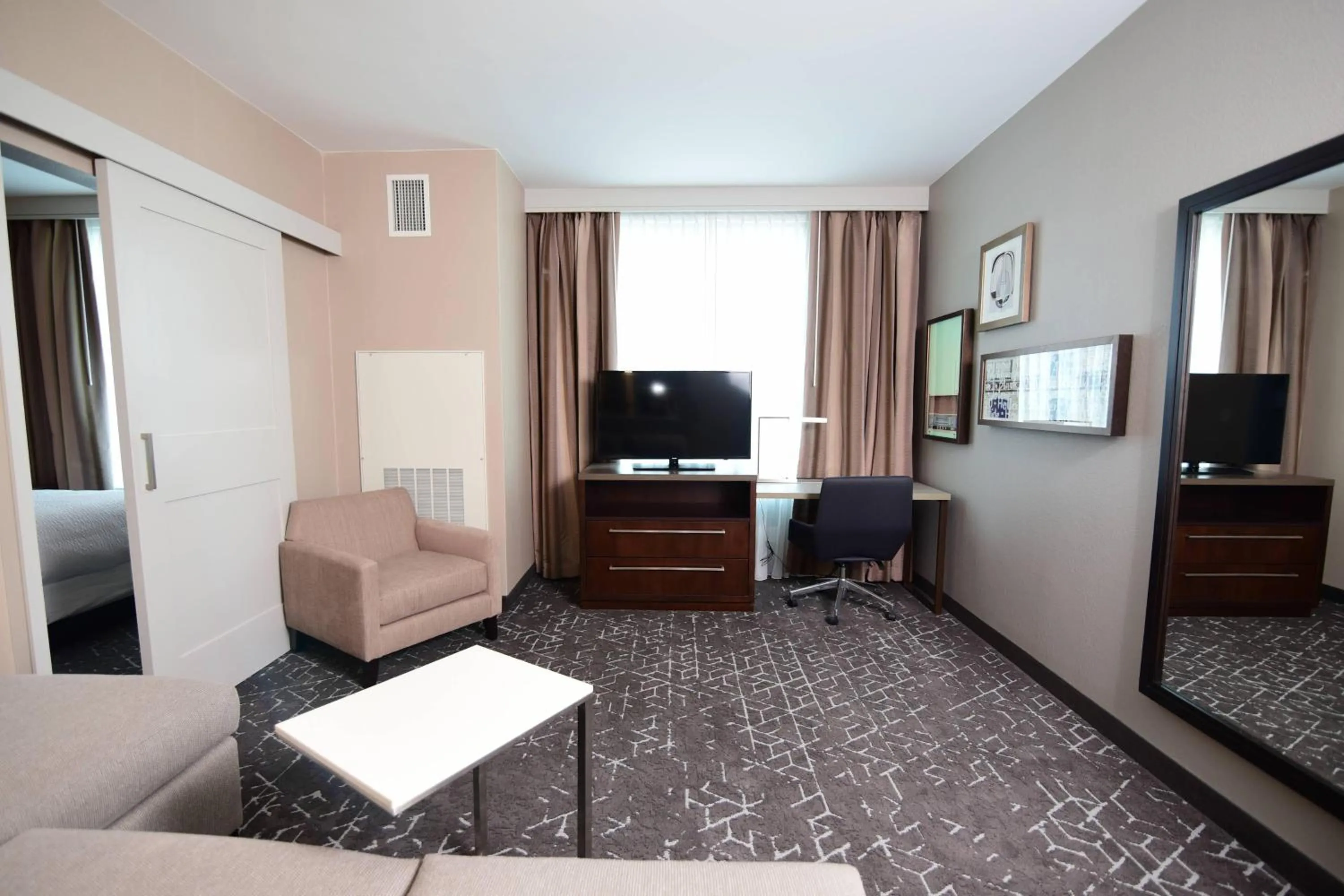 Bedroom, Bed in Residence Inn by Marriott Nashville Downtown/Convention Center