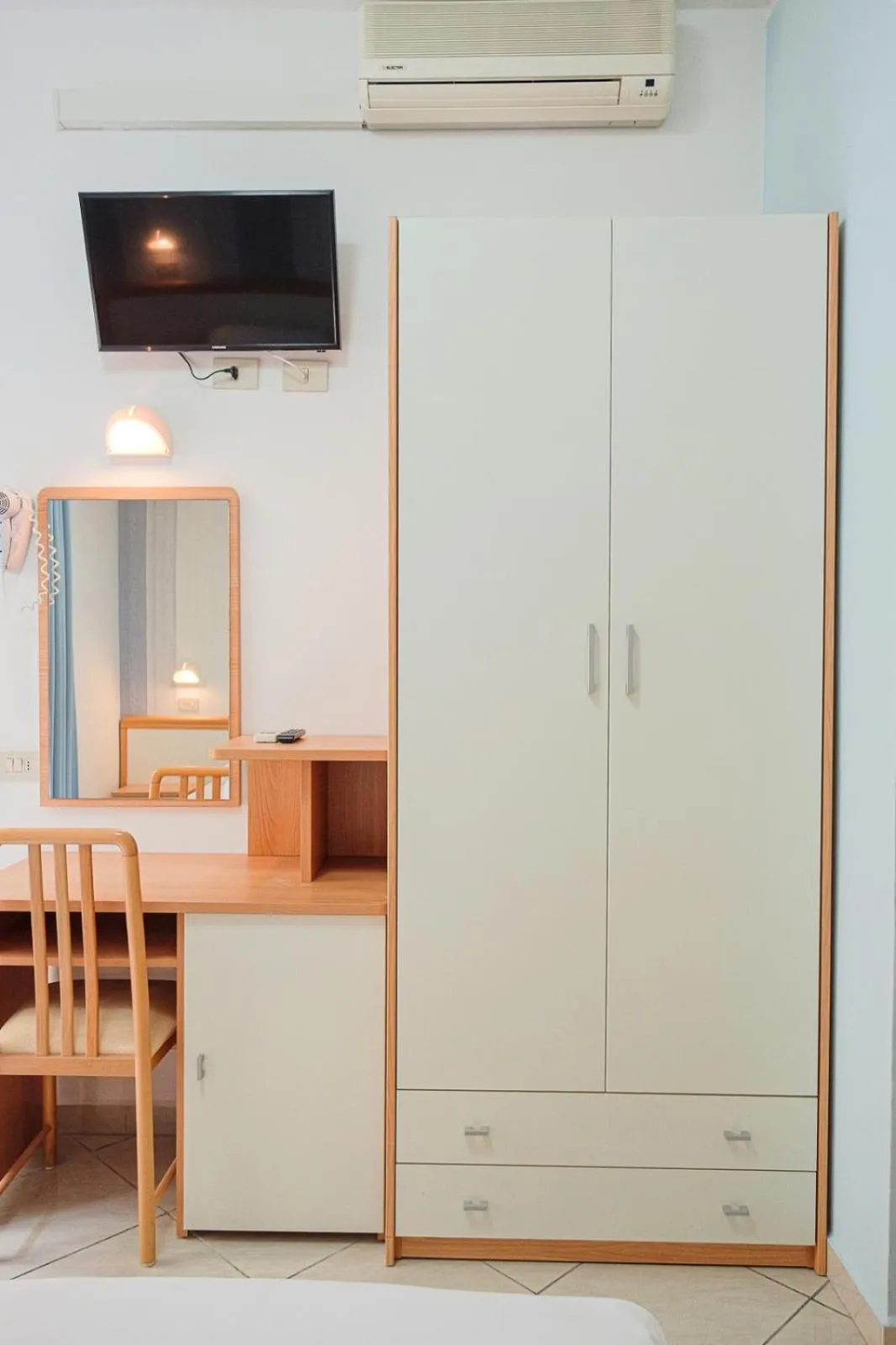 Bedroom in Hotel Blue Ribbon