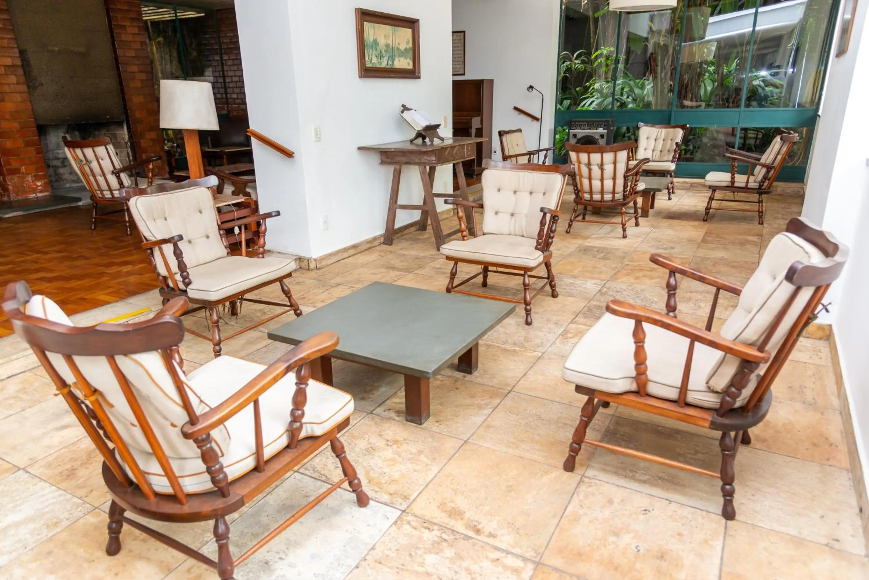 Area and facilities in VOA Hotel União