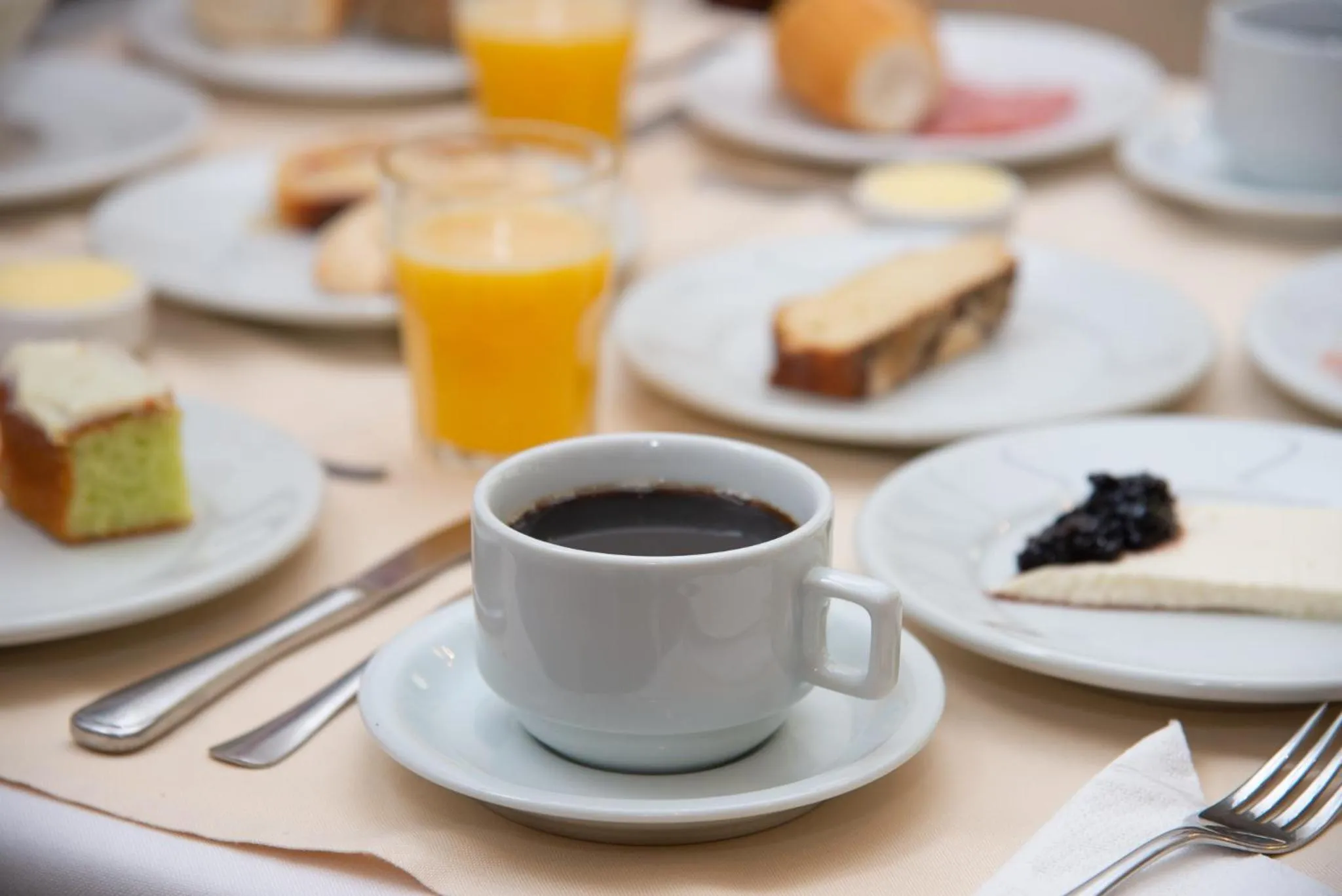 Breakfast in VOA Hotel União