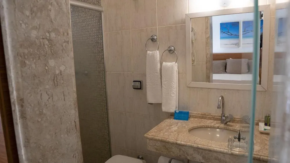 Beach Hotel Cambury