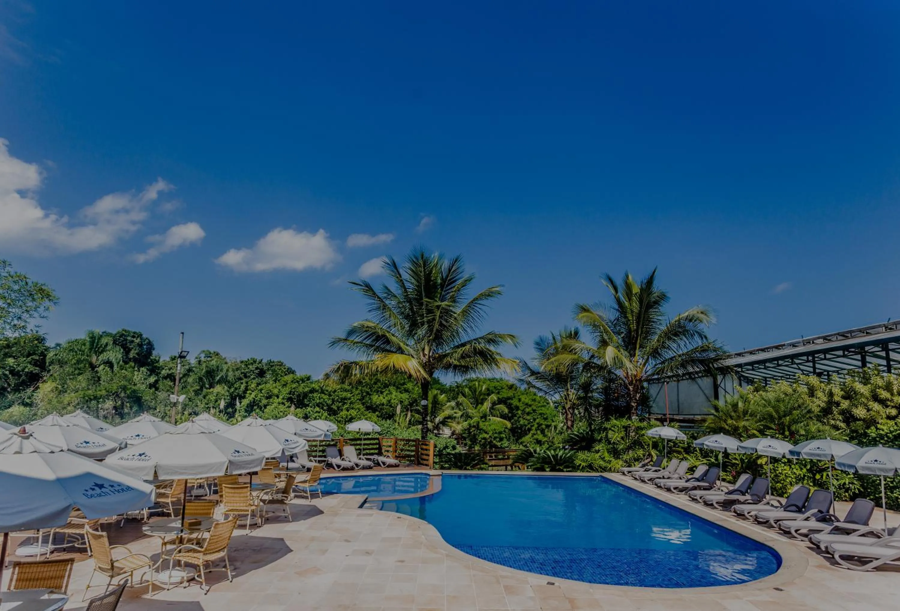 Swimming pool in Beach Hotel Cambury