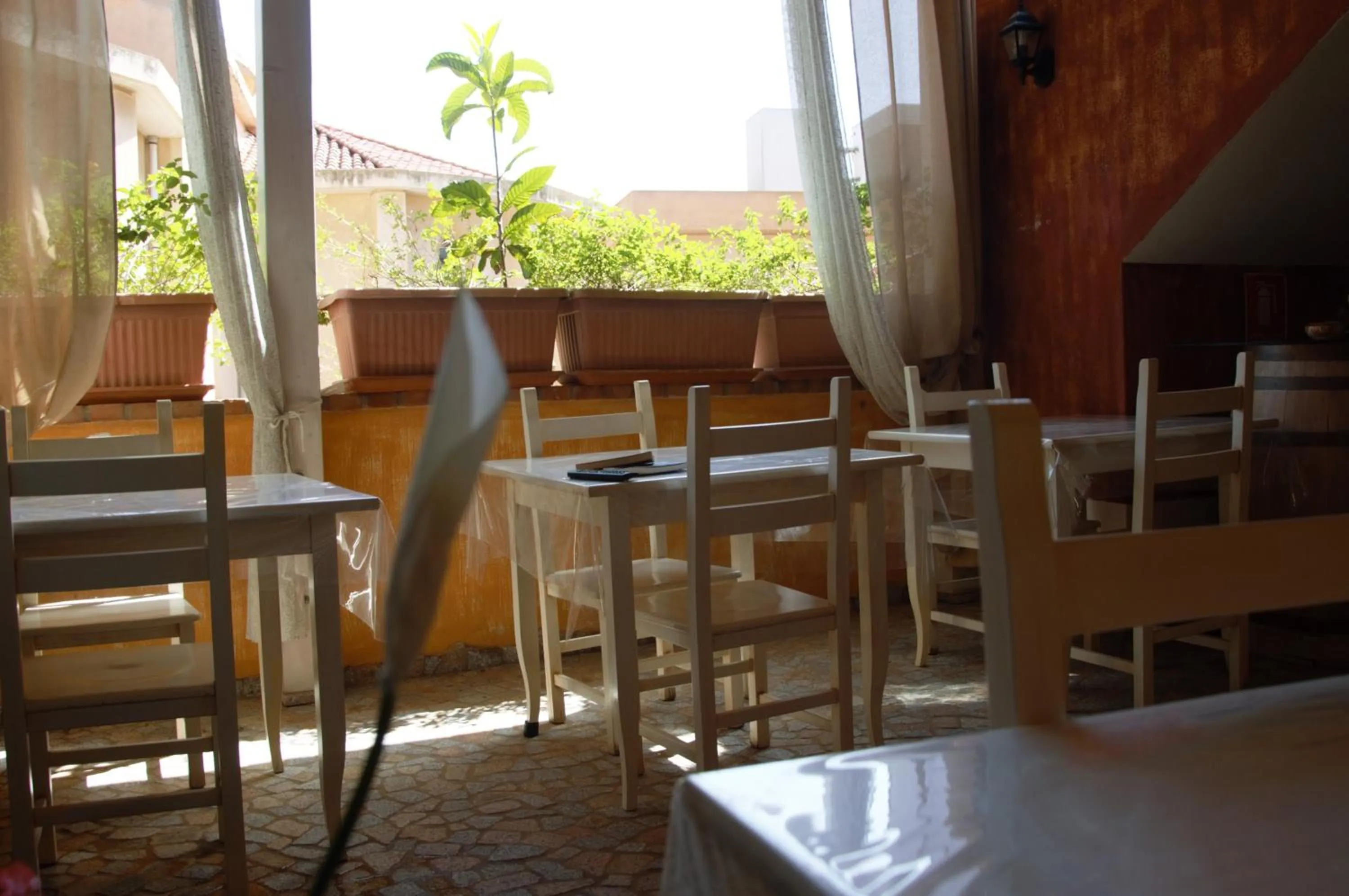 Lounge or bar in Hotel Sa Cralla Villasimius