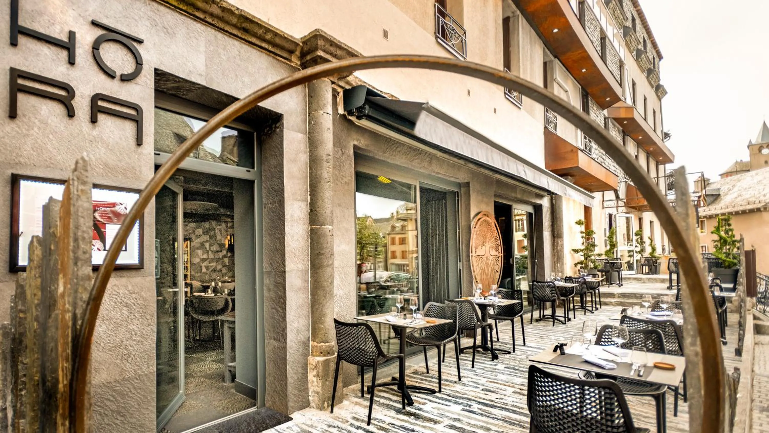 Restaurant/places to eat in Logis Hôtel Restaurant Gilles Moreau Laguiole