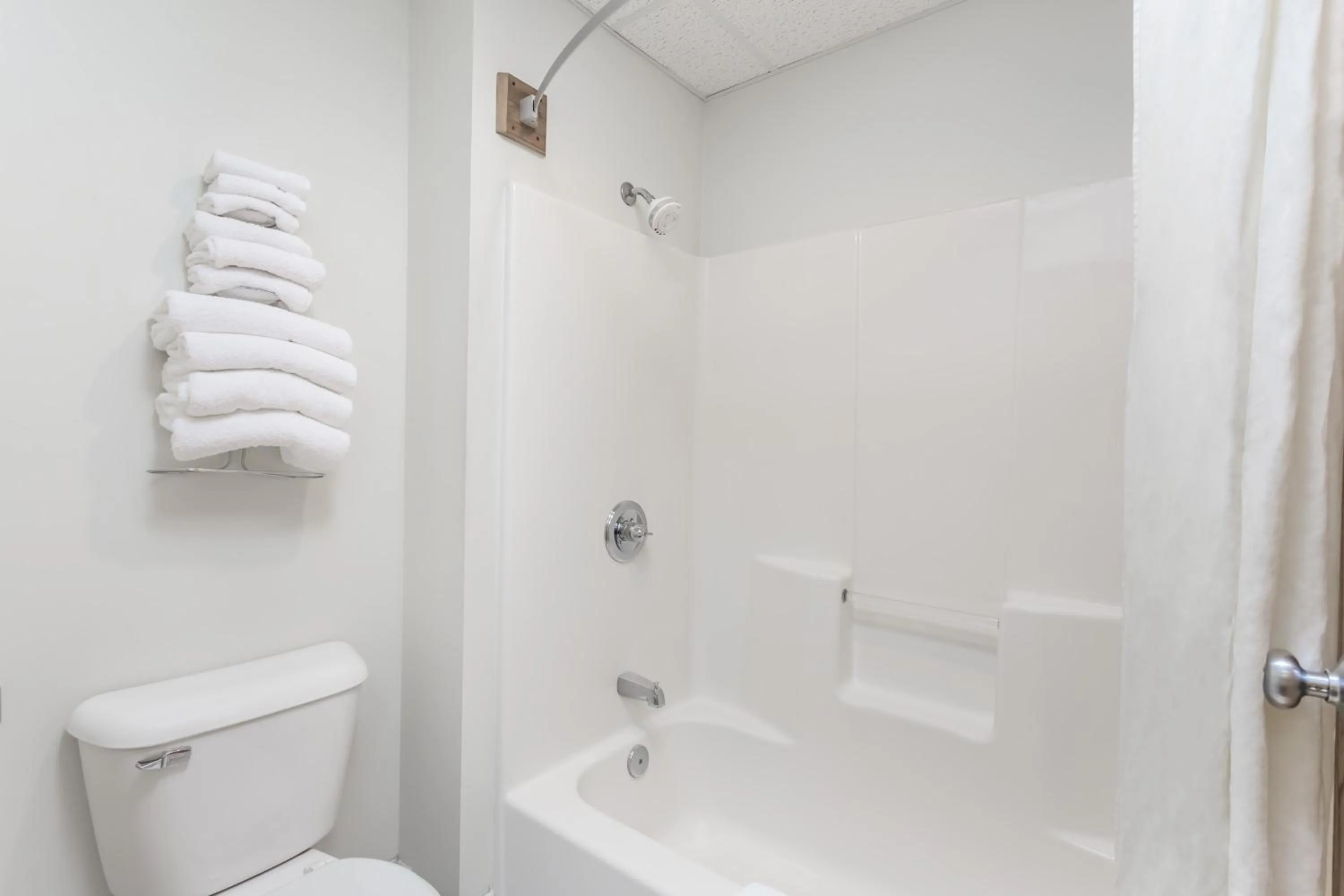 Bathroom in AmericInn by Wyndham Eagle River Downtown