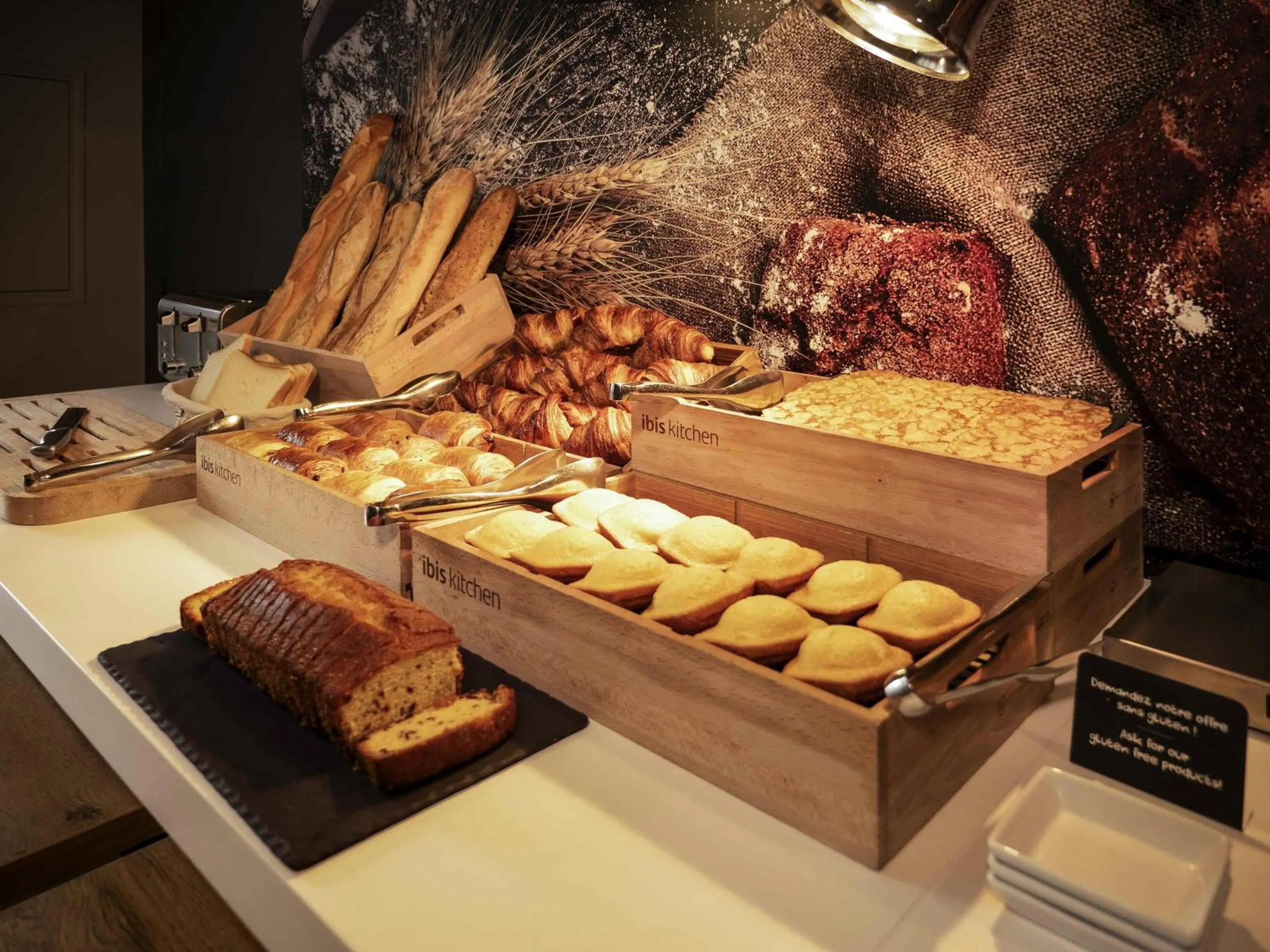 Breakfast in ibis Carcassonne Centre - La Cité