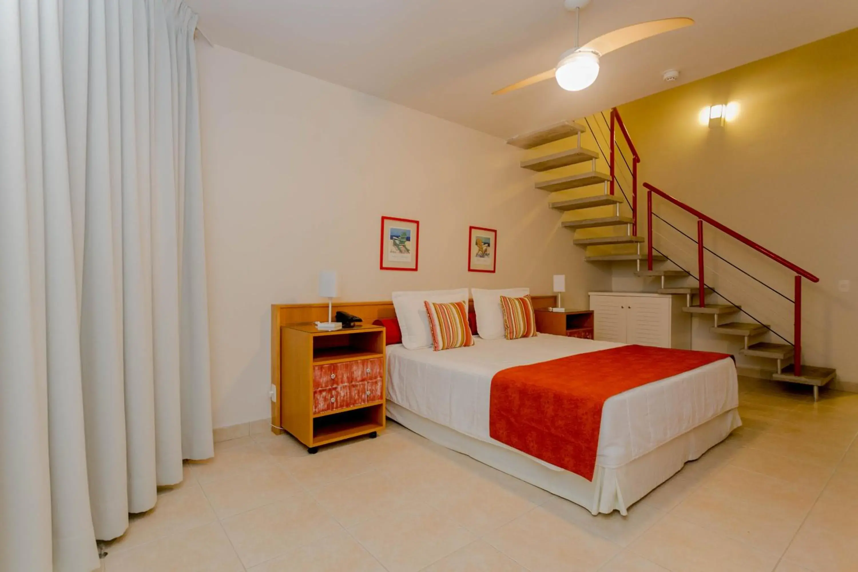 Quadruple Room with Mountain View in Beach Hotel Juquehy Quadruple Room with Mountain View in Beach Hotel Juquehy