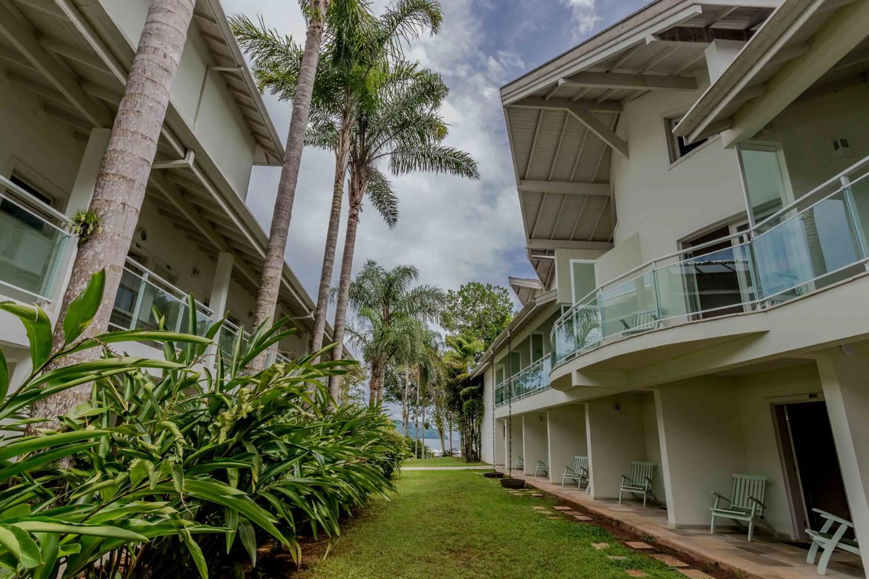Garden view in Beach Hotel Juquehy