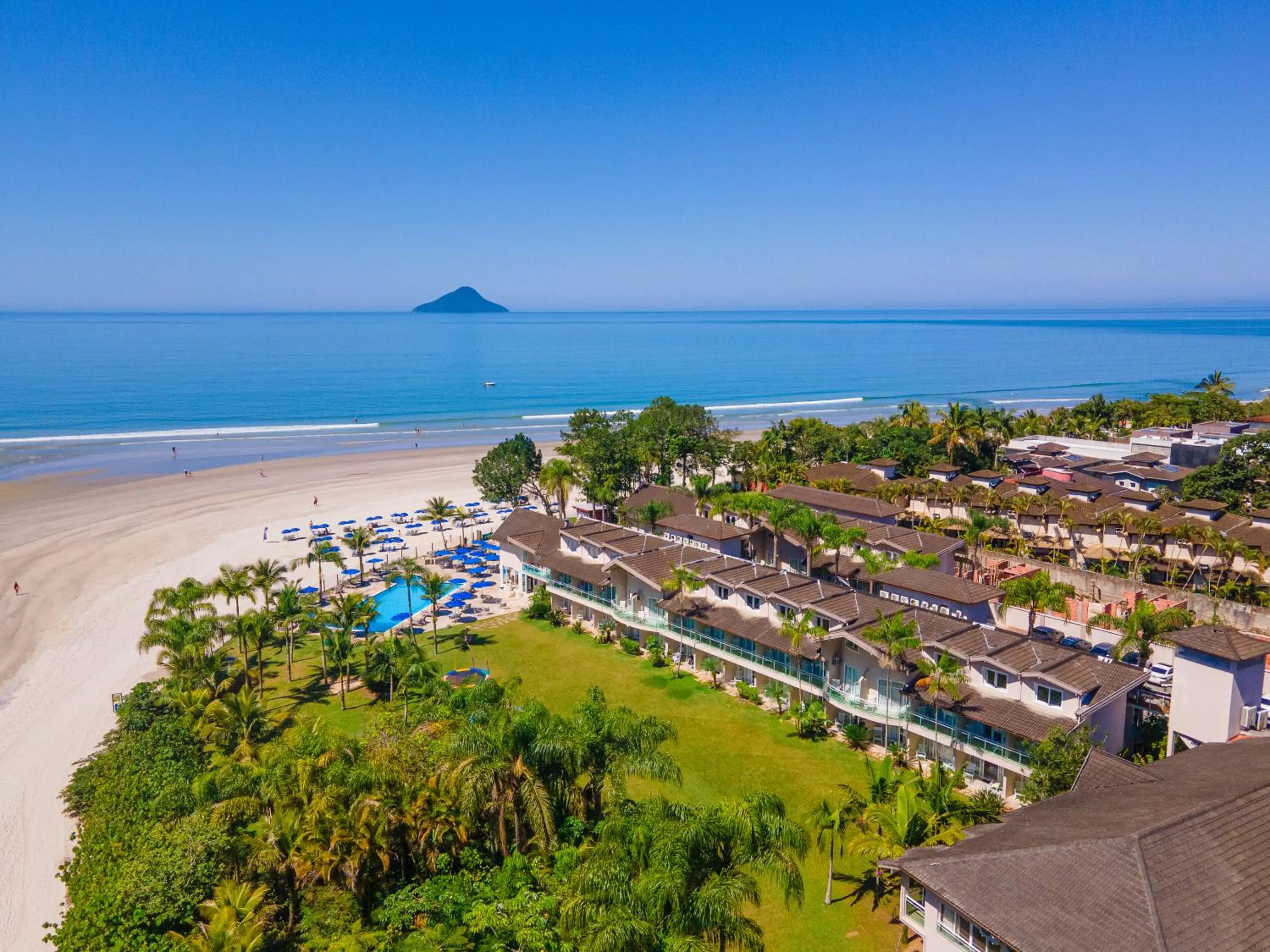 Property building in Beach Hotel Juquehy