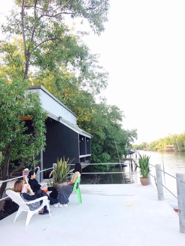 Property building in Baan Bon Resort Bang Tabun