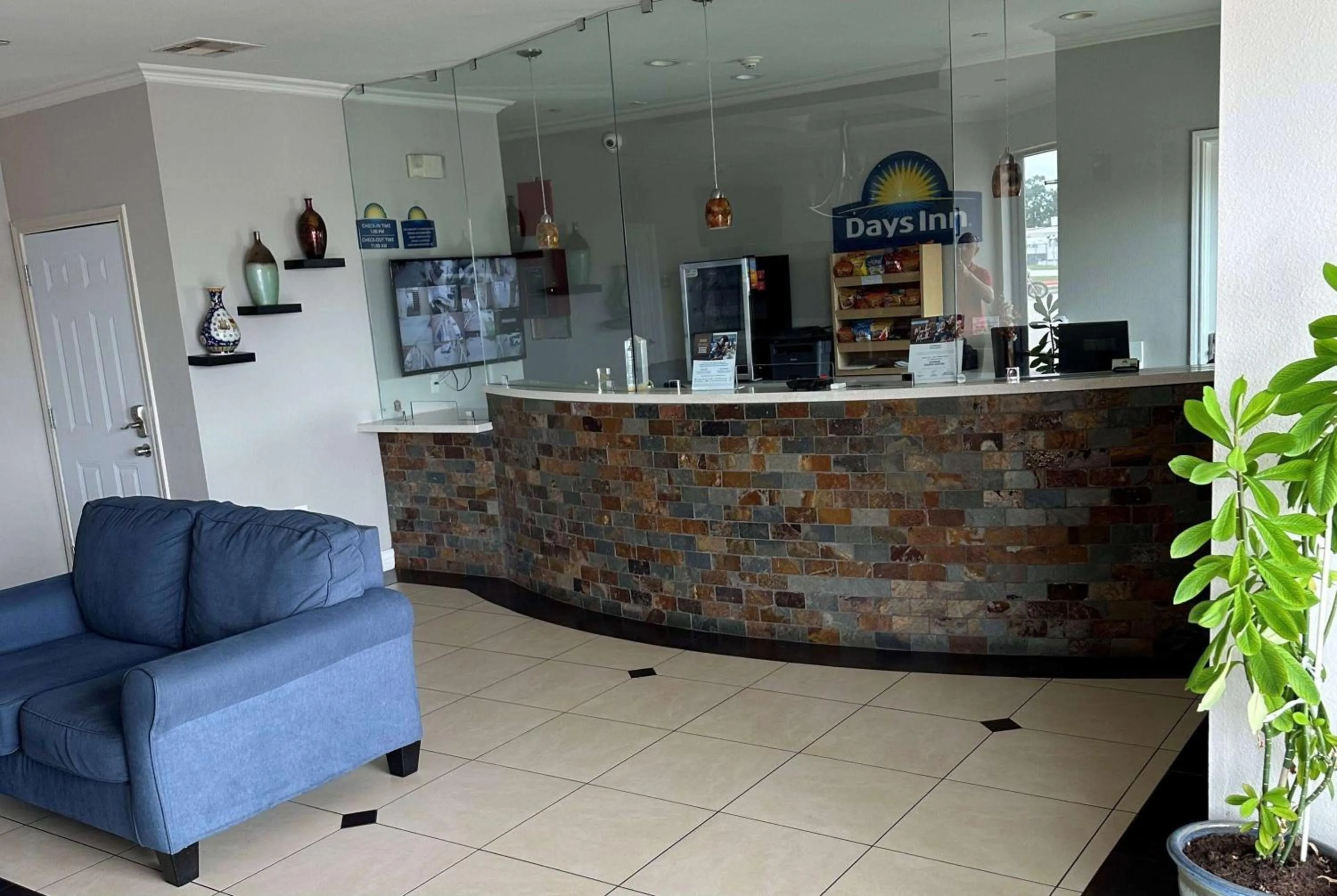 Lobby or reception in Days Inn by Wyndham Humble/Houston Intercontinental Airport