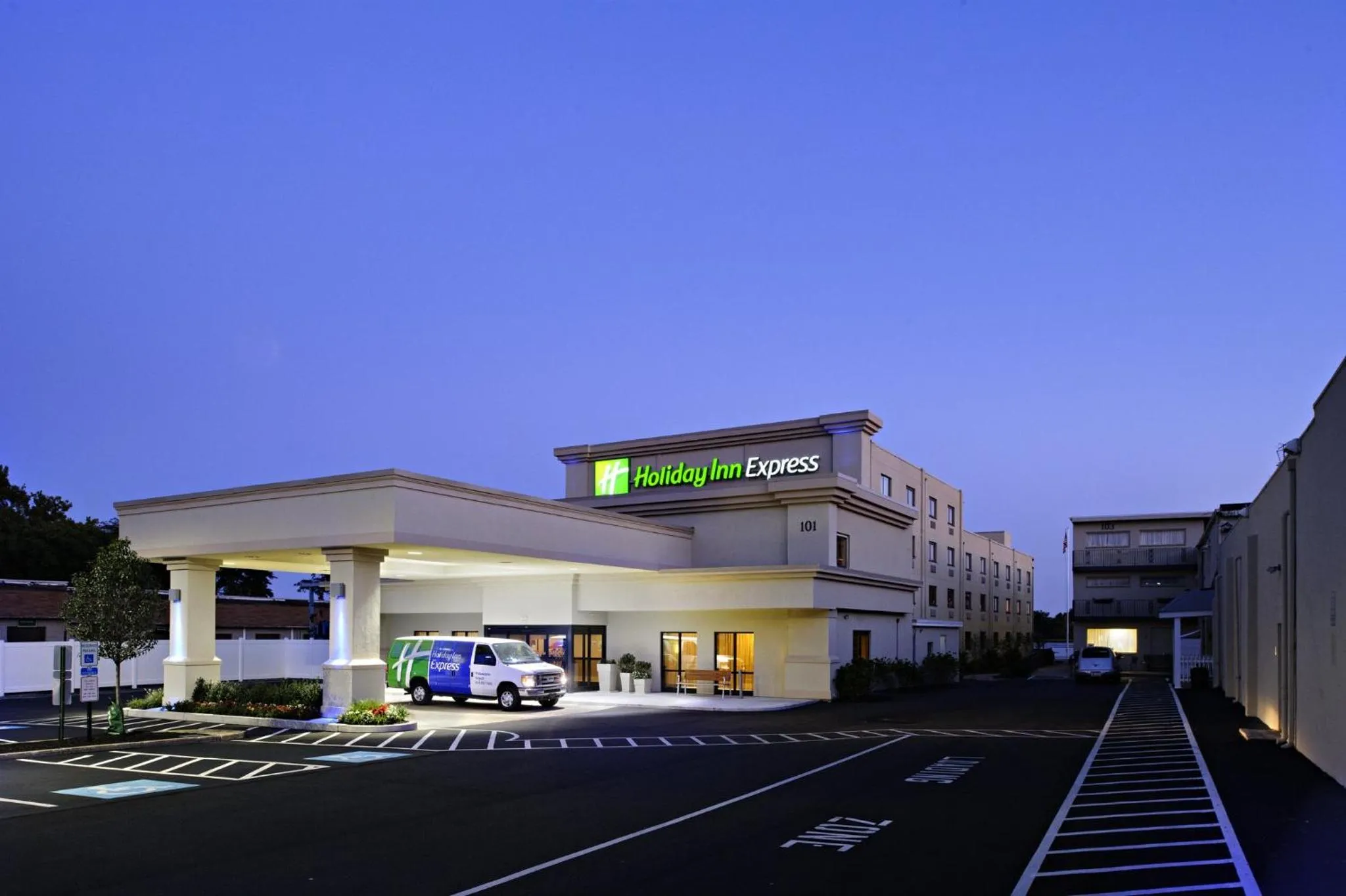 Property building in Holiday Inn Express Philadelphia Airport by IHG