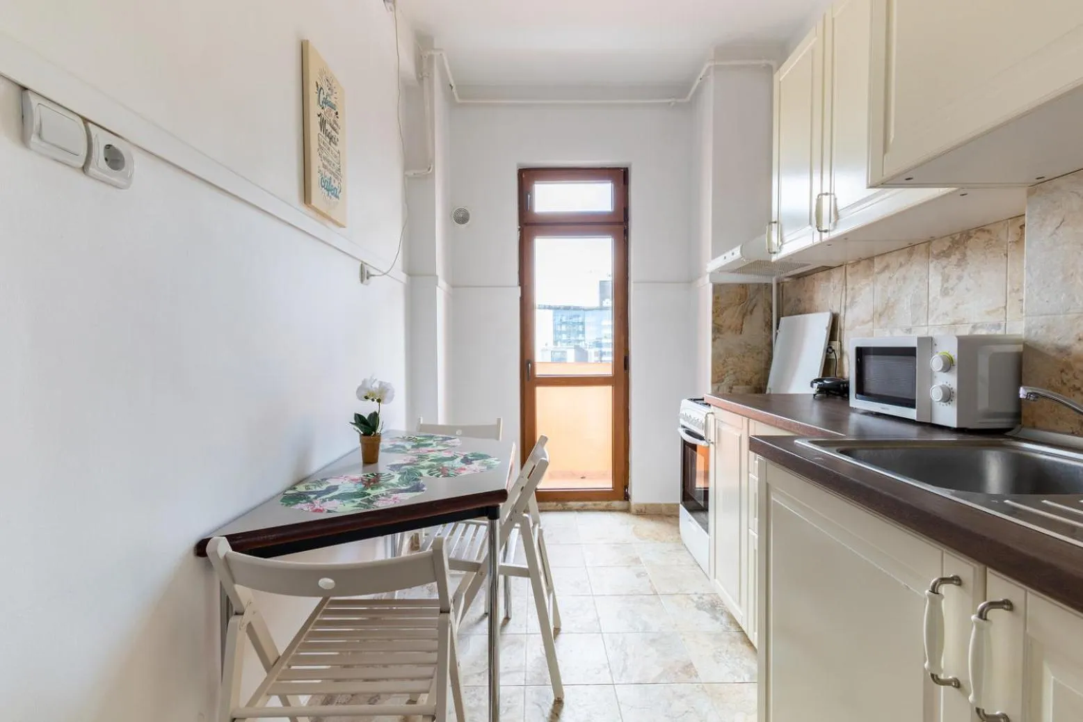 Downtown Victoria Apartments By CityBookings