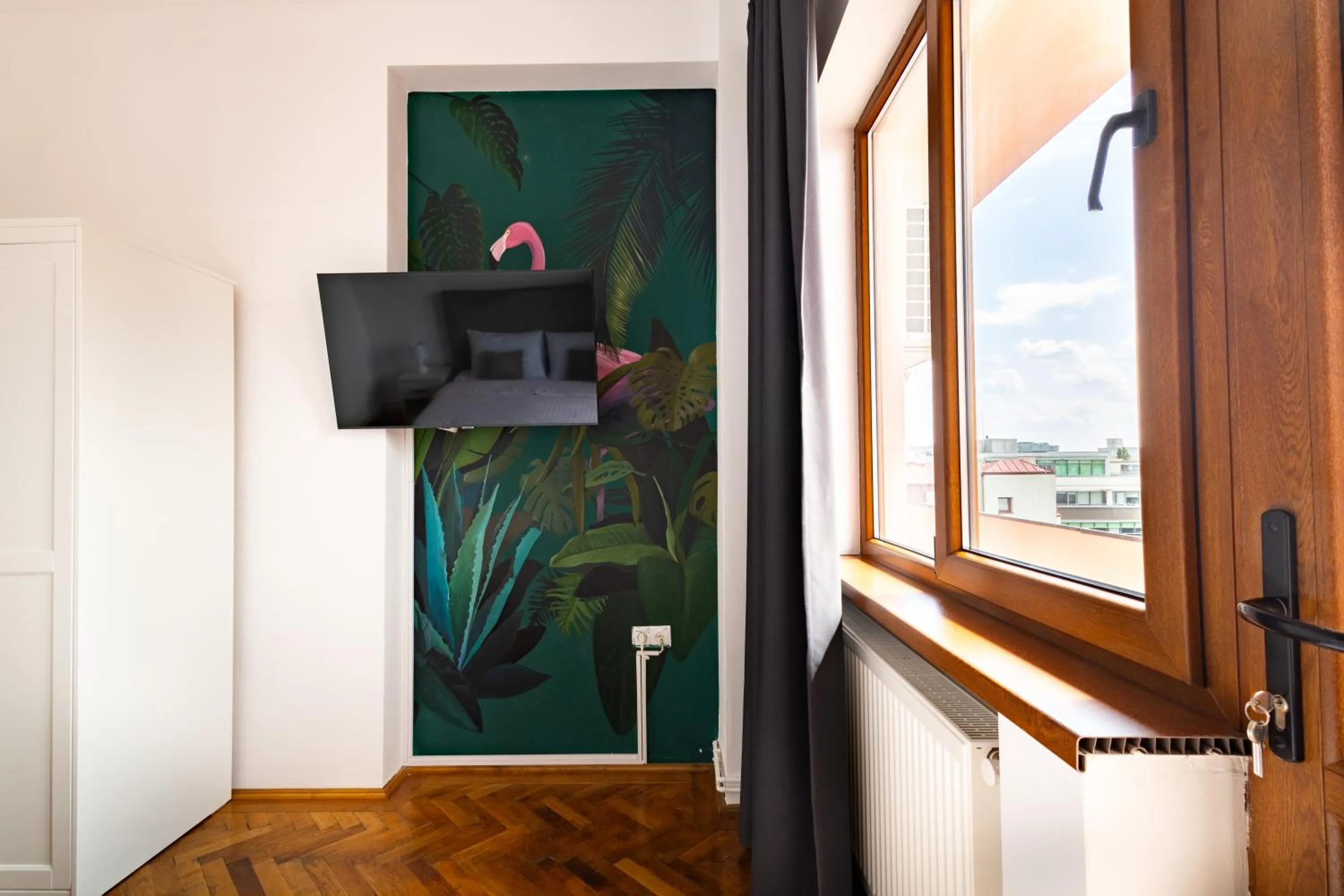 Downtown Victoria Apartments By CityBookings