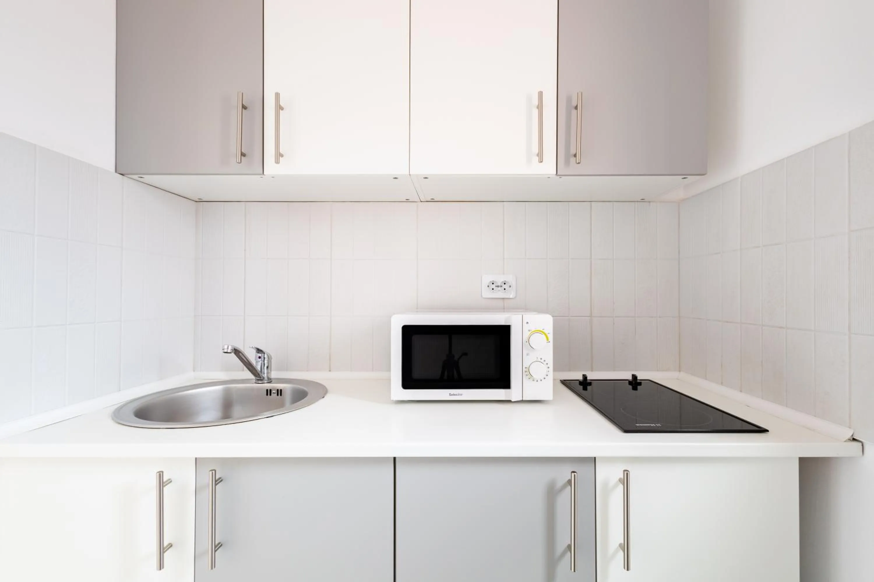 Downtown Victoria Apartments By CityBookings