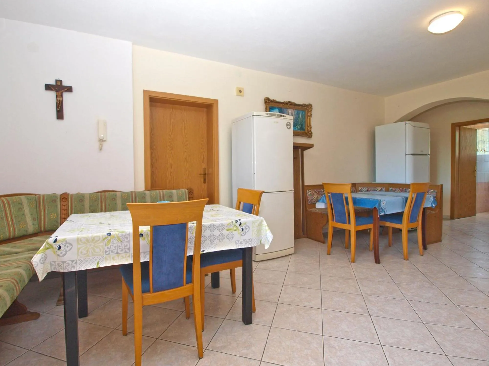 Apartments Anto 1598