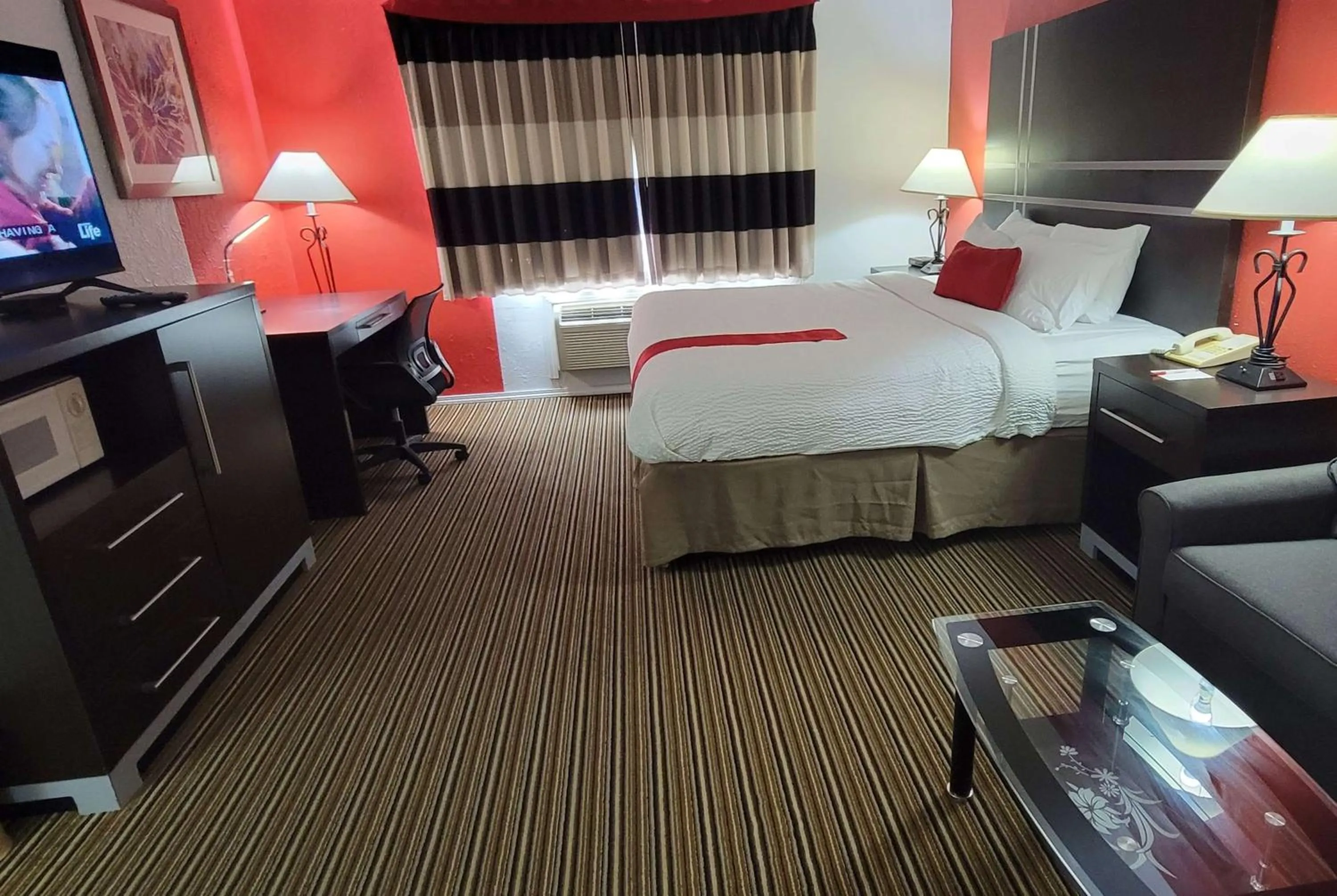 Photo of the whole room, Bed in Ramada by Wyndham Mountain Home