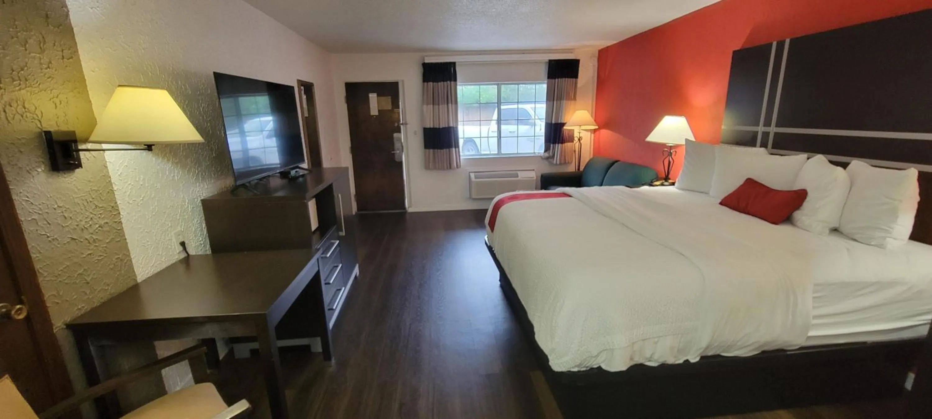 Bed in Ramada by Wyndham Mountain Home