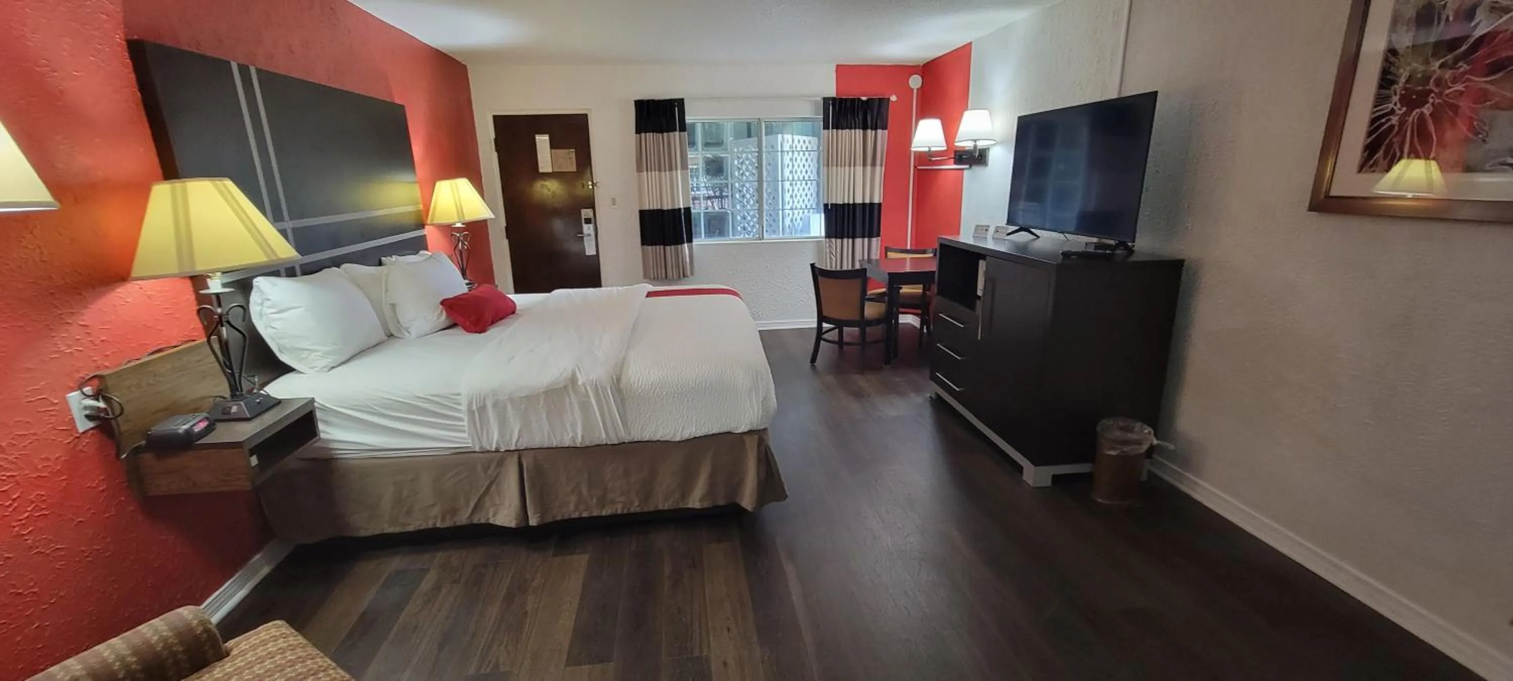 Bed in Ramada by Wyndham Mountain Home