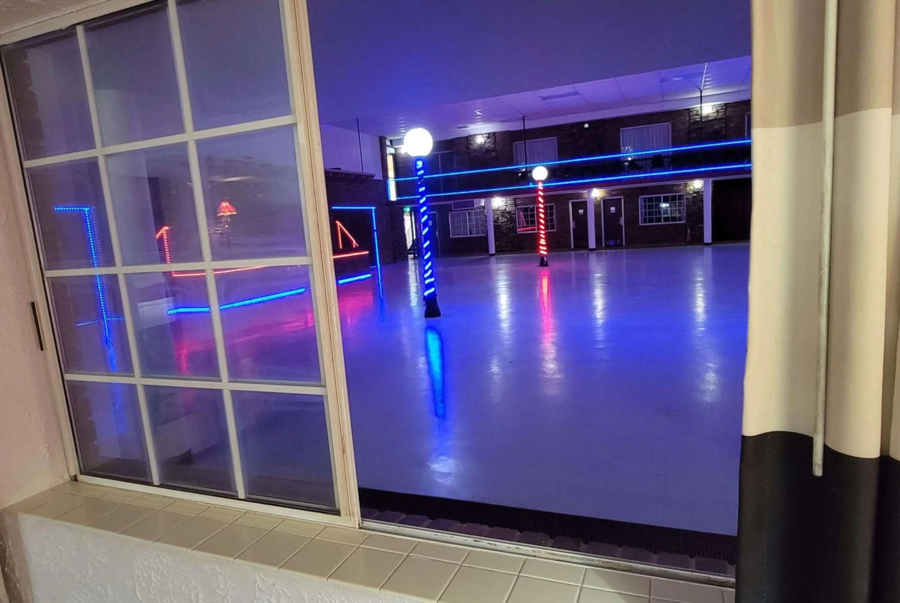 Photo of the whole room in Ramada by Wyndham Mountain Home