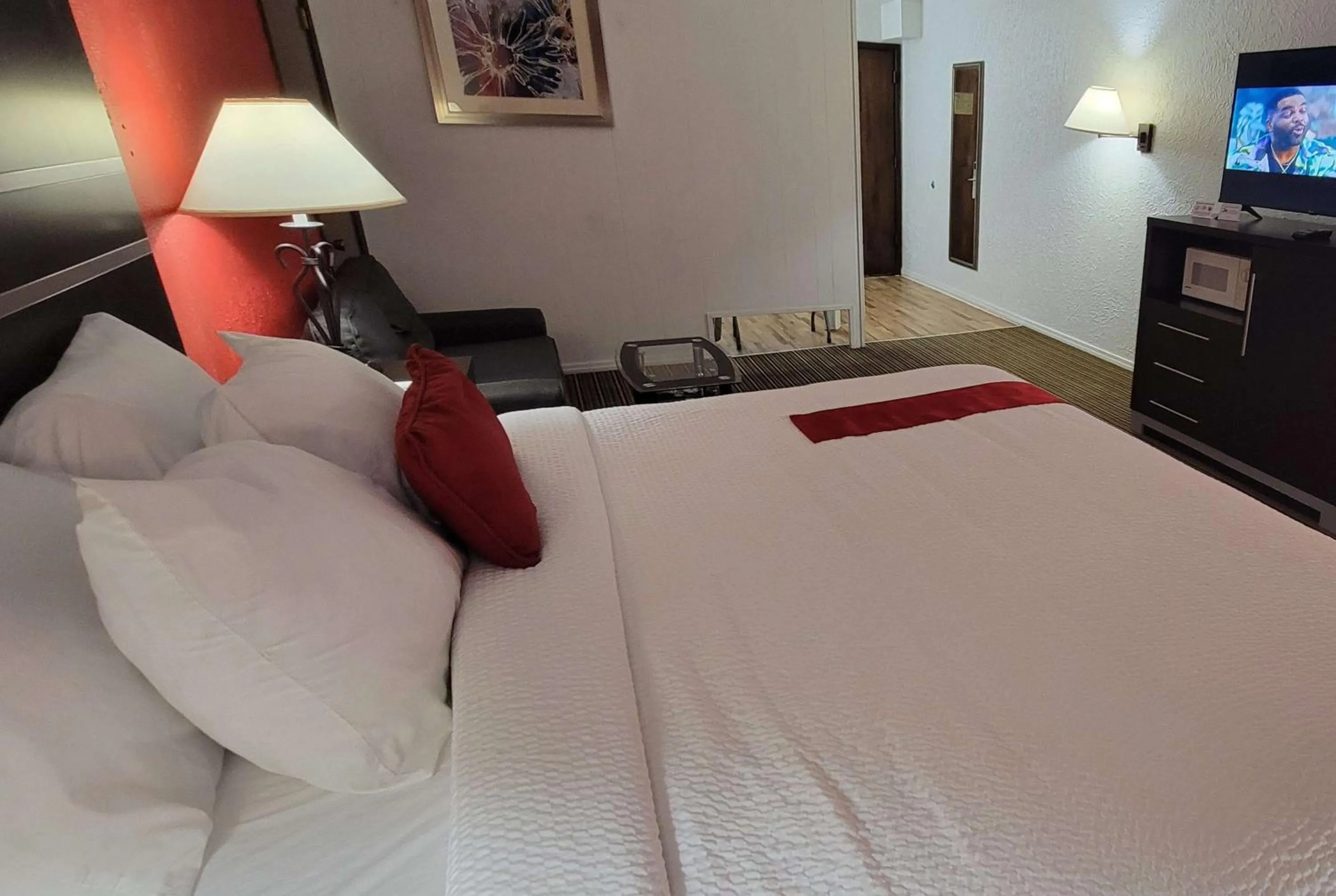 Photo of the whole room, Bed in Ramada by Wyndham Mountain Home